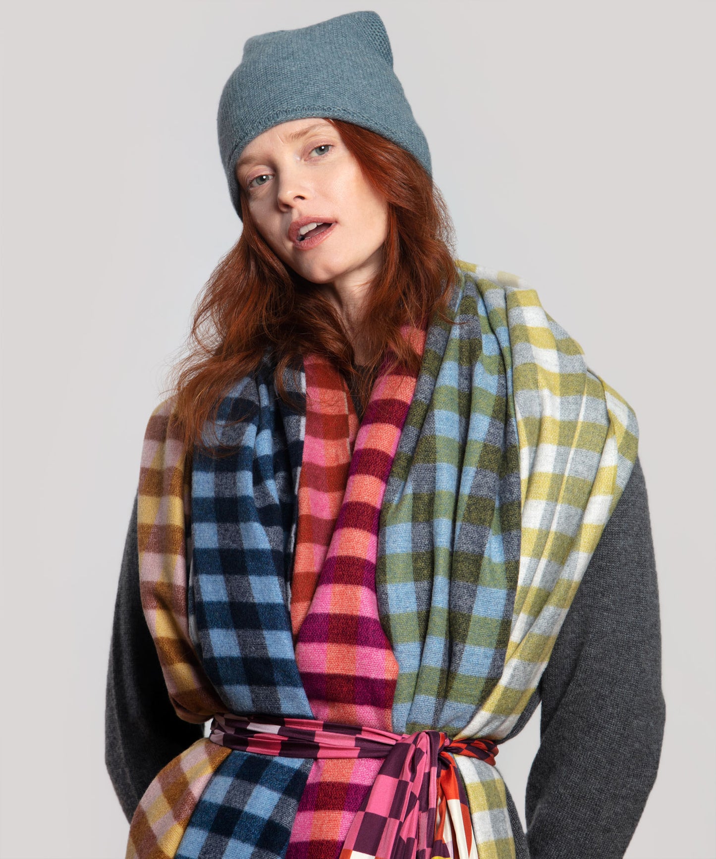 Quarter Check Wrap in color rose violet