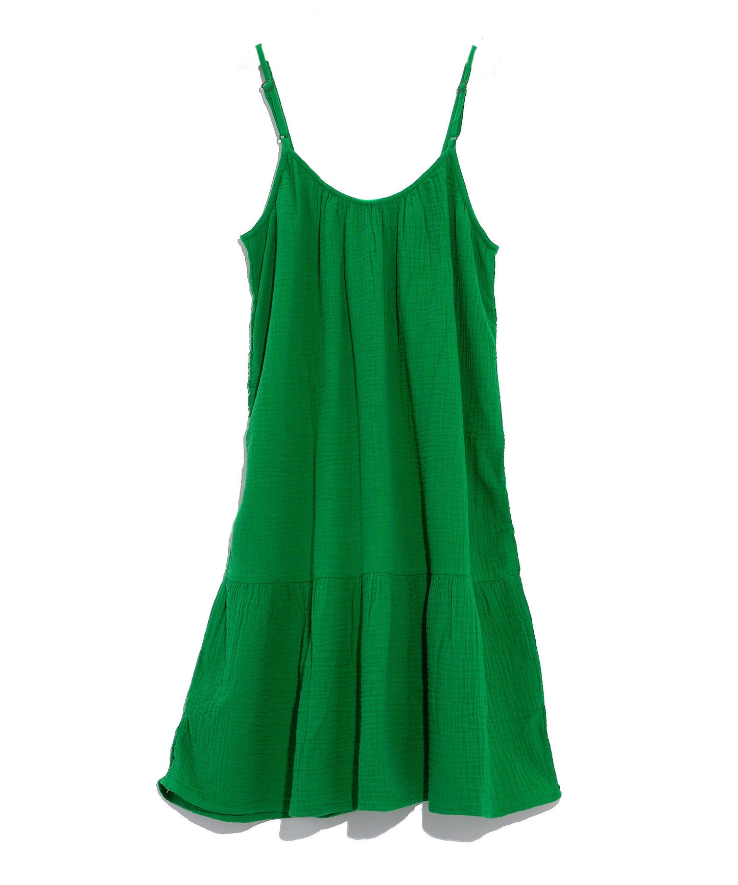 Color: Amazon Green
