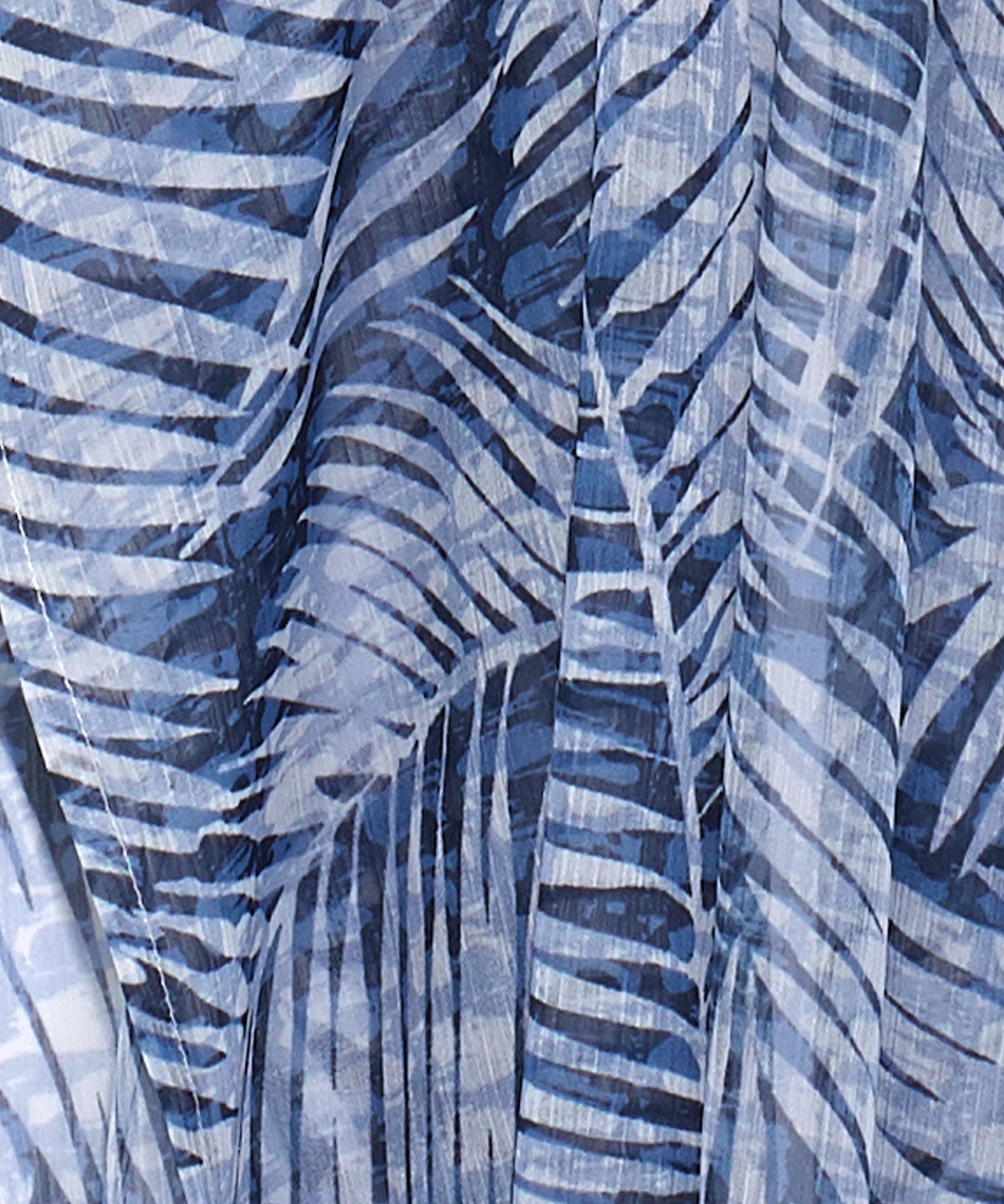 Color: Navy Palm