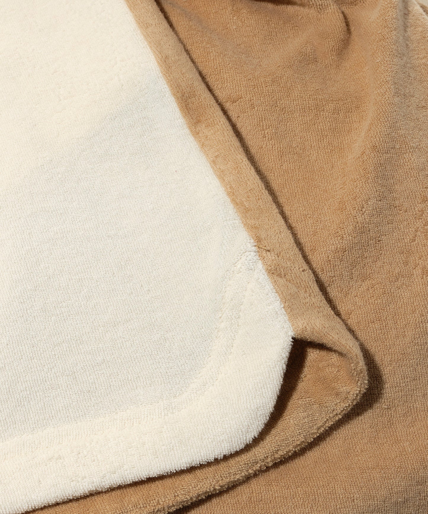 Terry Shorts in color cream