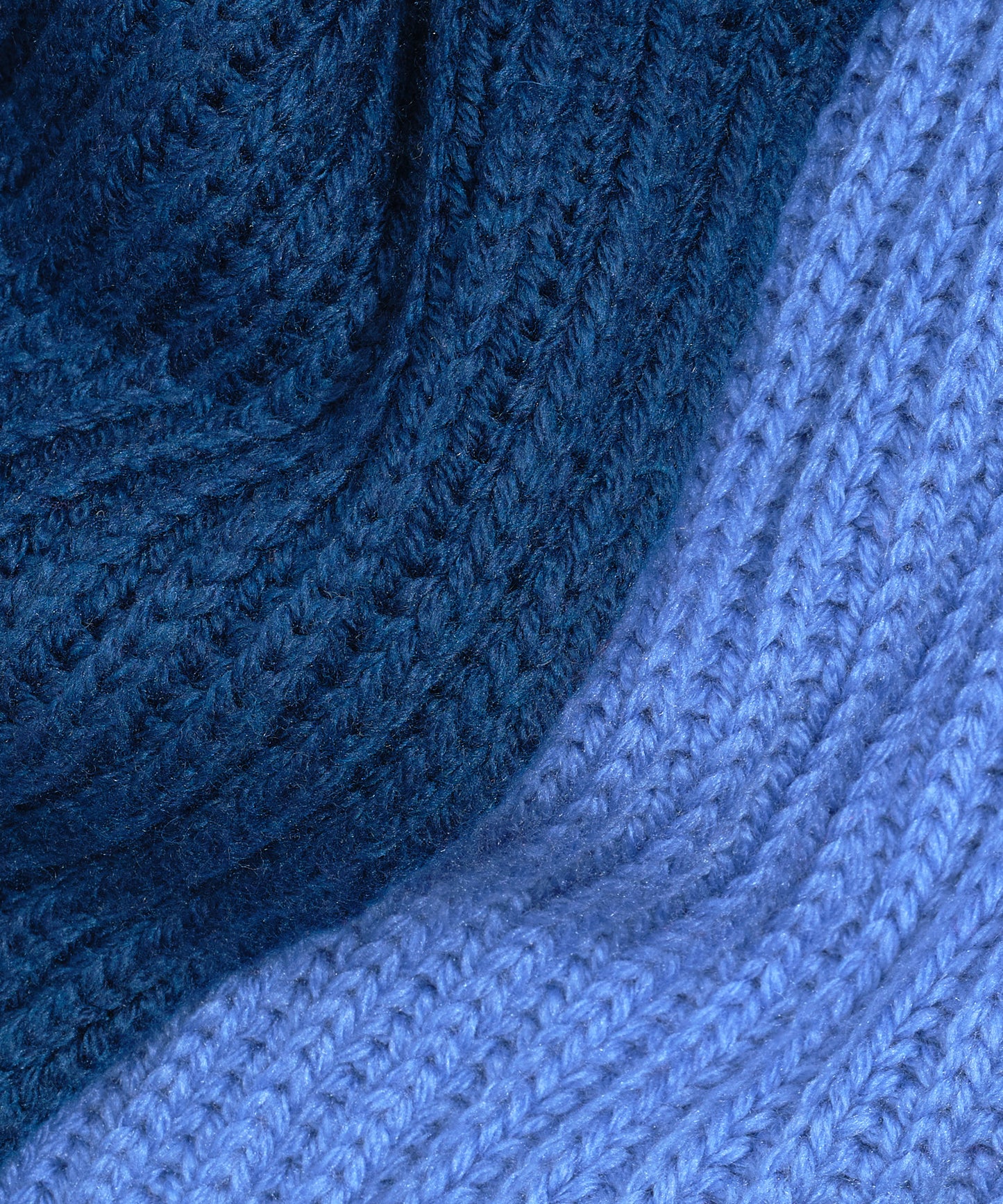 Colorbblock Rib Scarf in color Poseidon/Mystic Blue