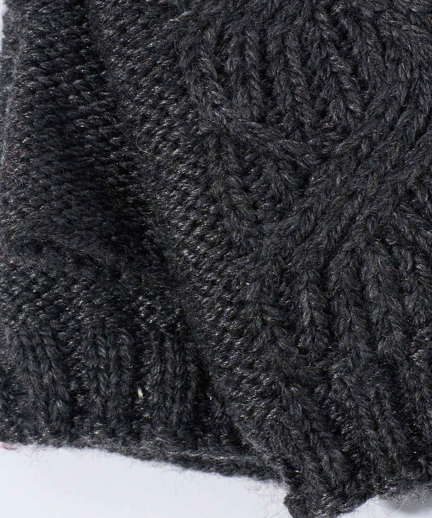 Loopy Cable Handwarmer in color Charcoal