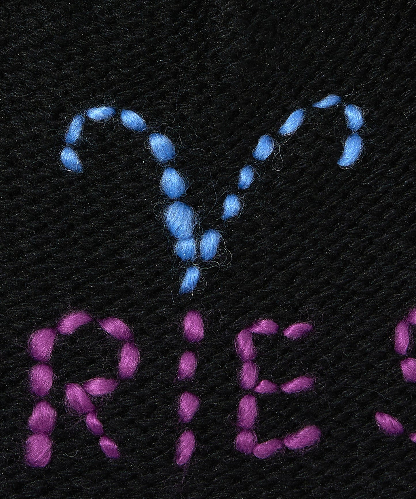 Horoscope Beanie in color Aries