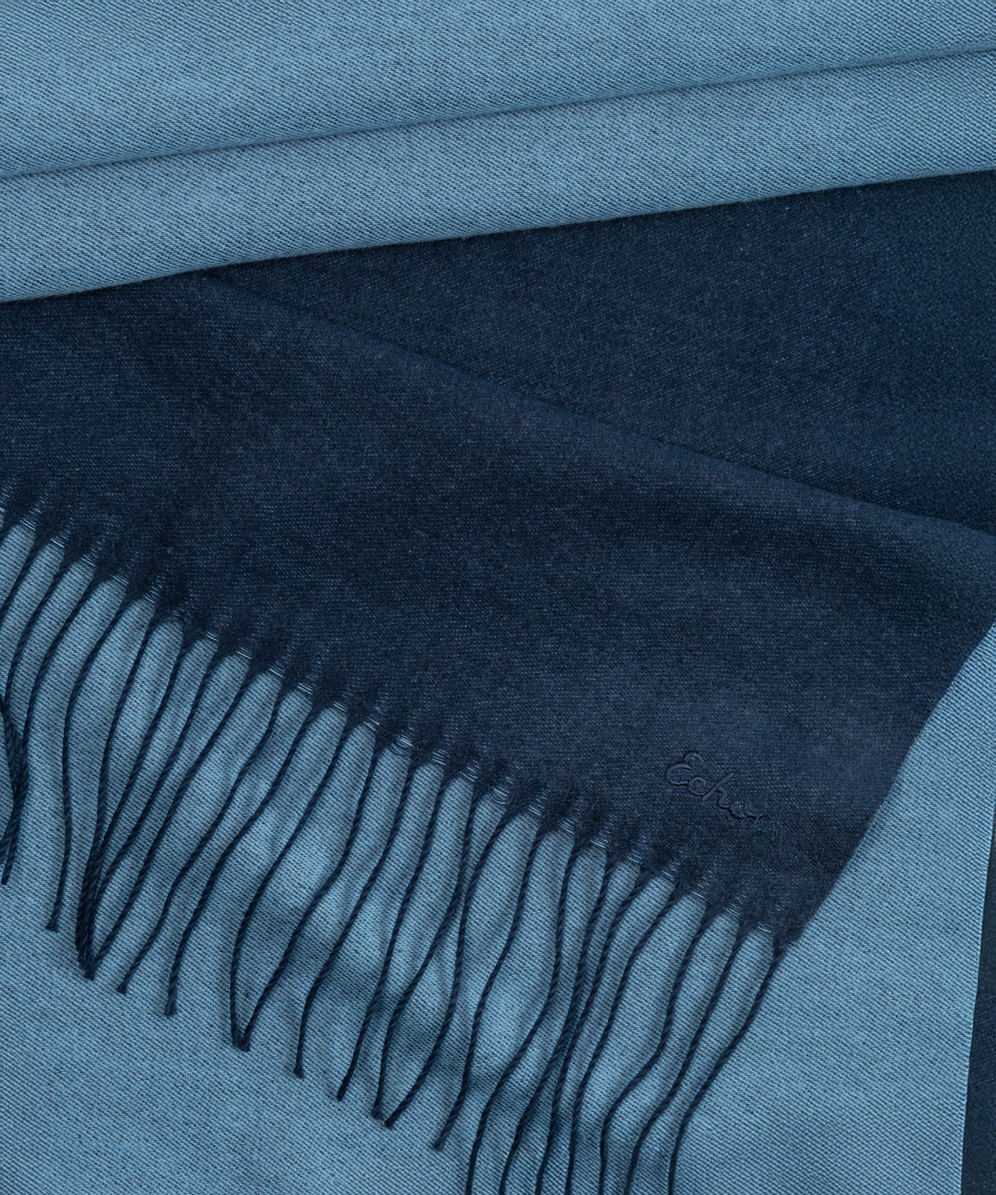 Double Face Scarf in color navy