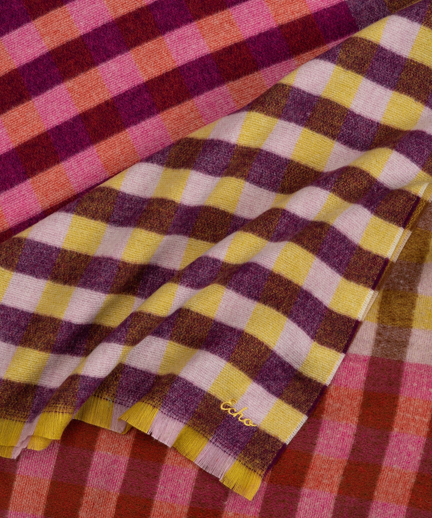 Quarter Check Wrap in color rose violet