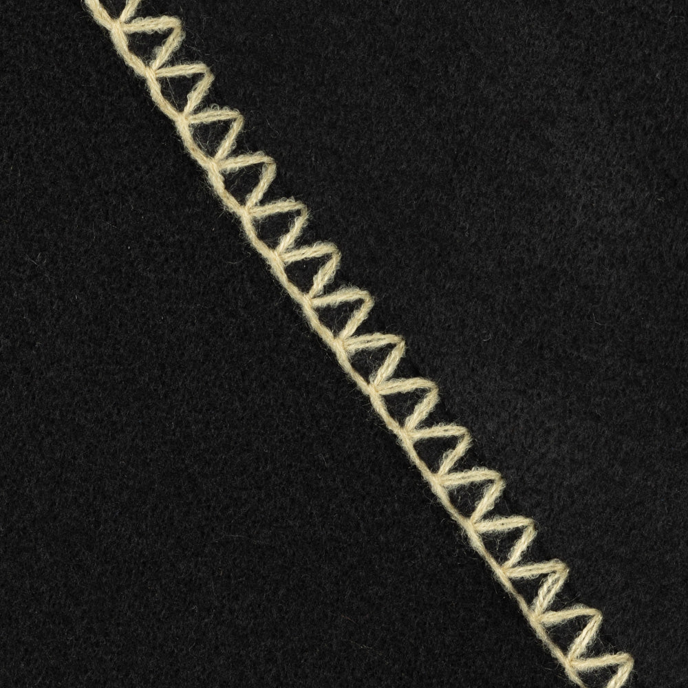 Oversized Triangle Wrap in color black