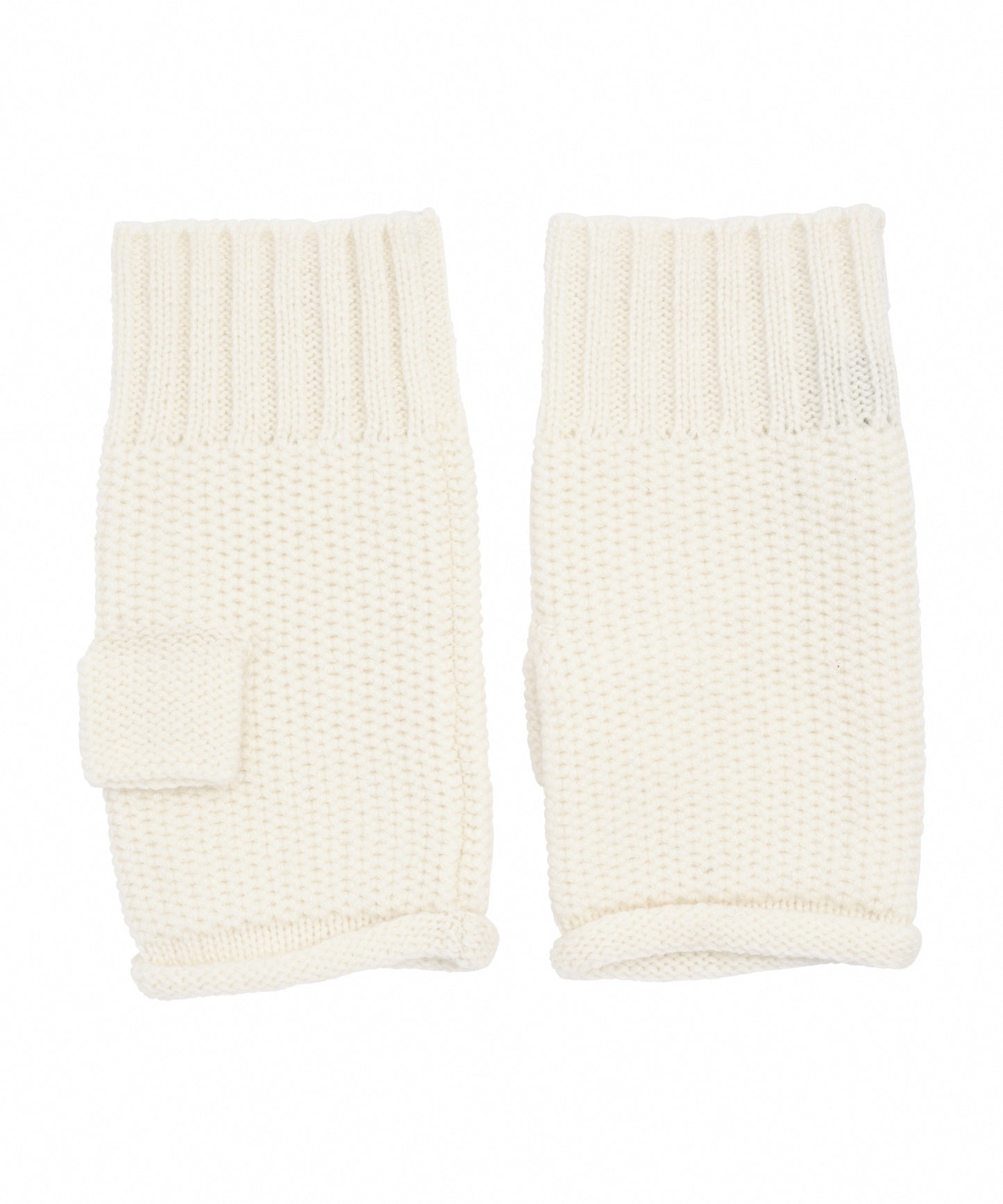 The Crosby Handwarmer in color vanilla