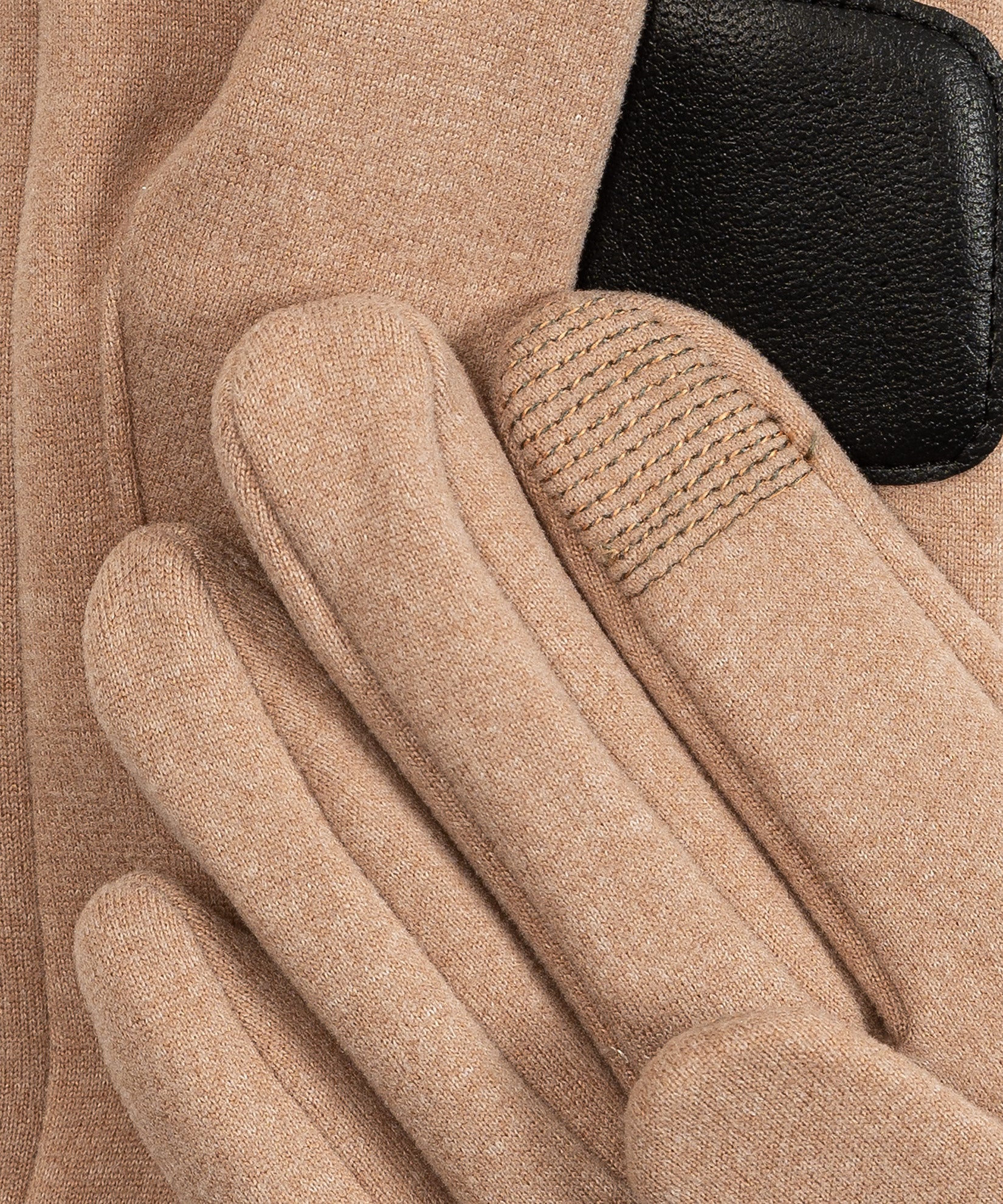 Comfort Stretch Long Touch Glove in color khaki
