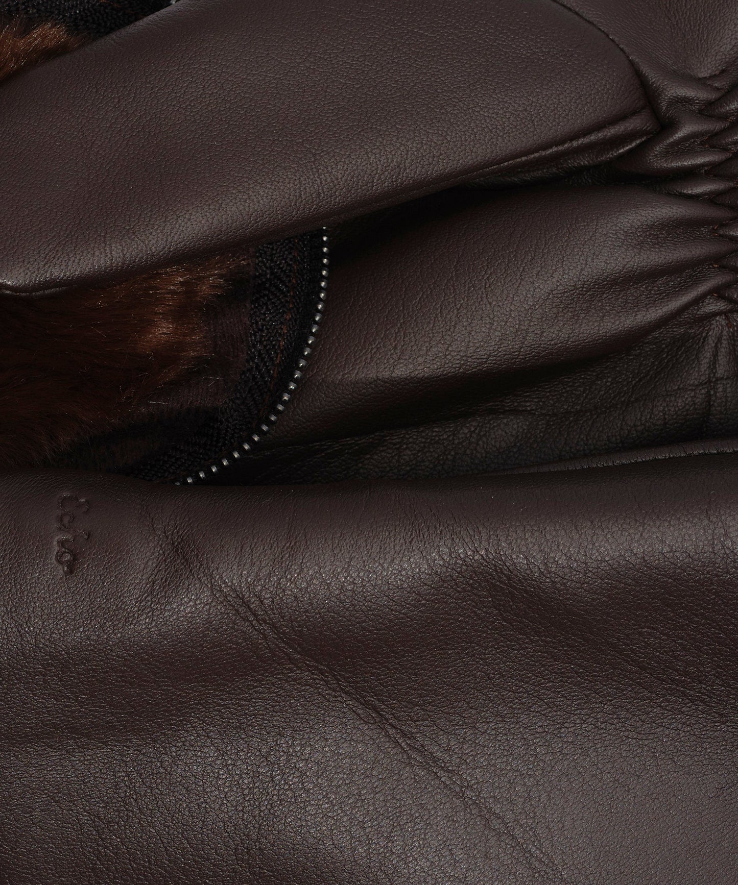Zip-top Glove With Faux Fur Lining in color Chocolate