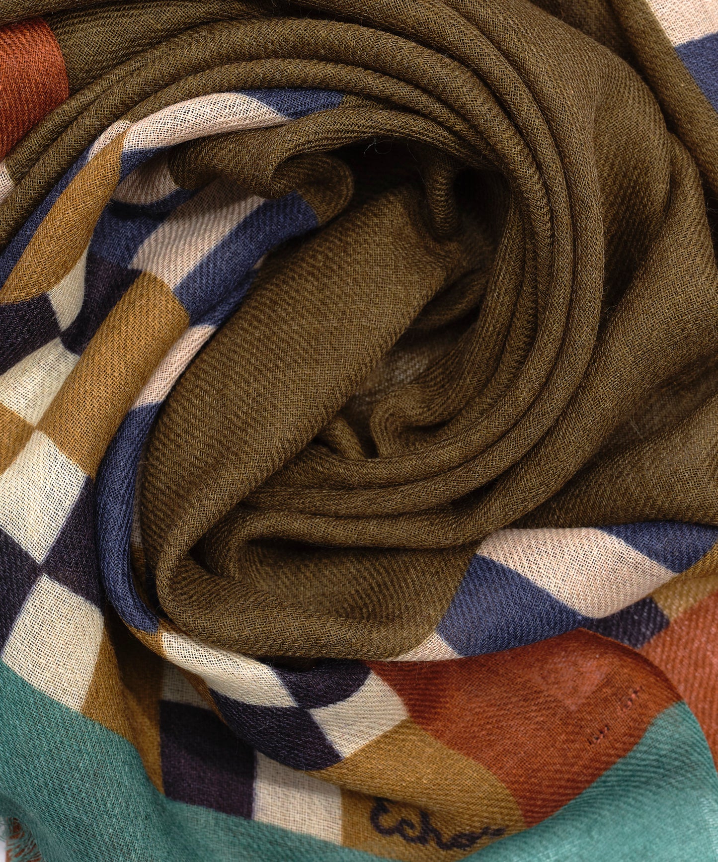 Soho Geo Wrap in color olive