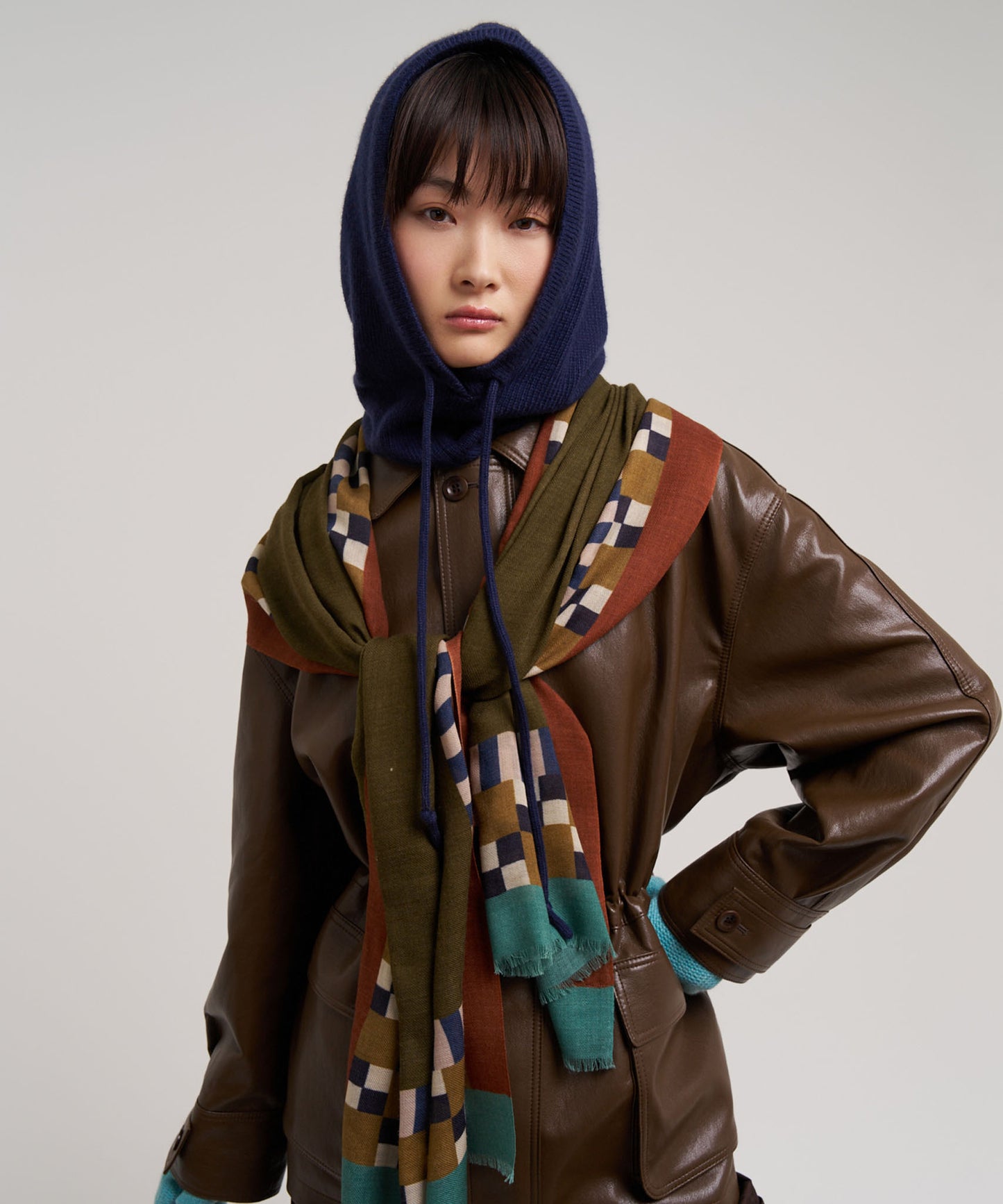 Soho Geo Wrap in color olive