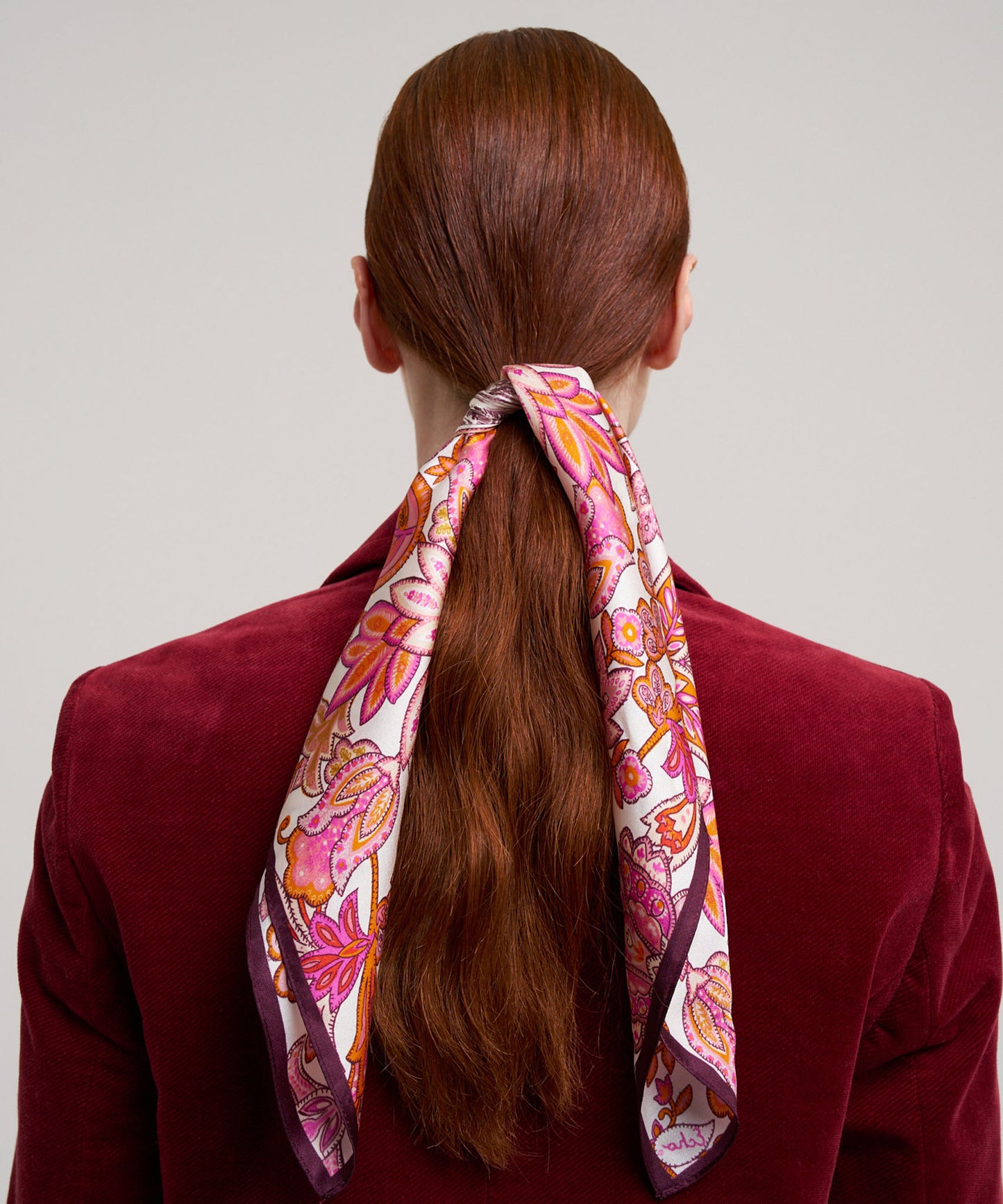 Flaco Silk Bandana in color rose violet