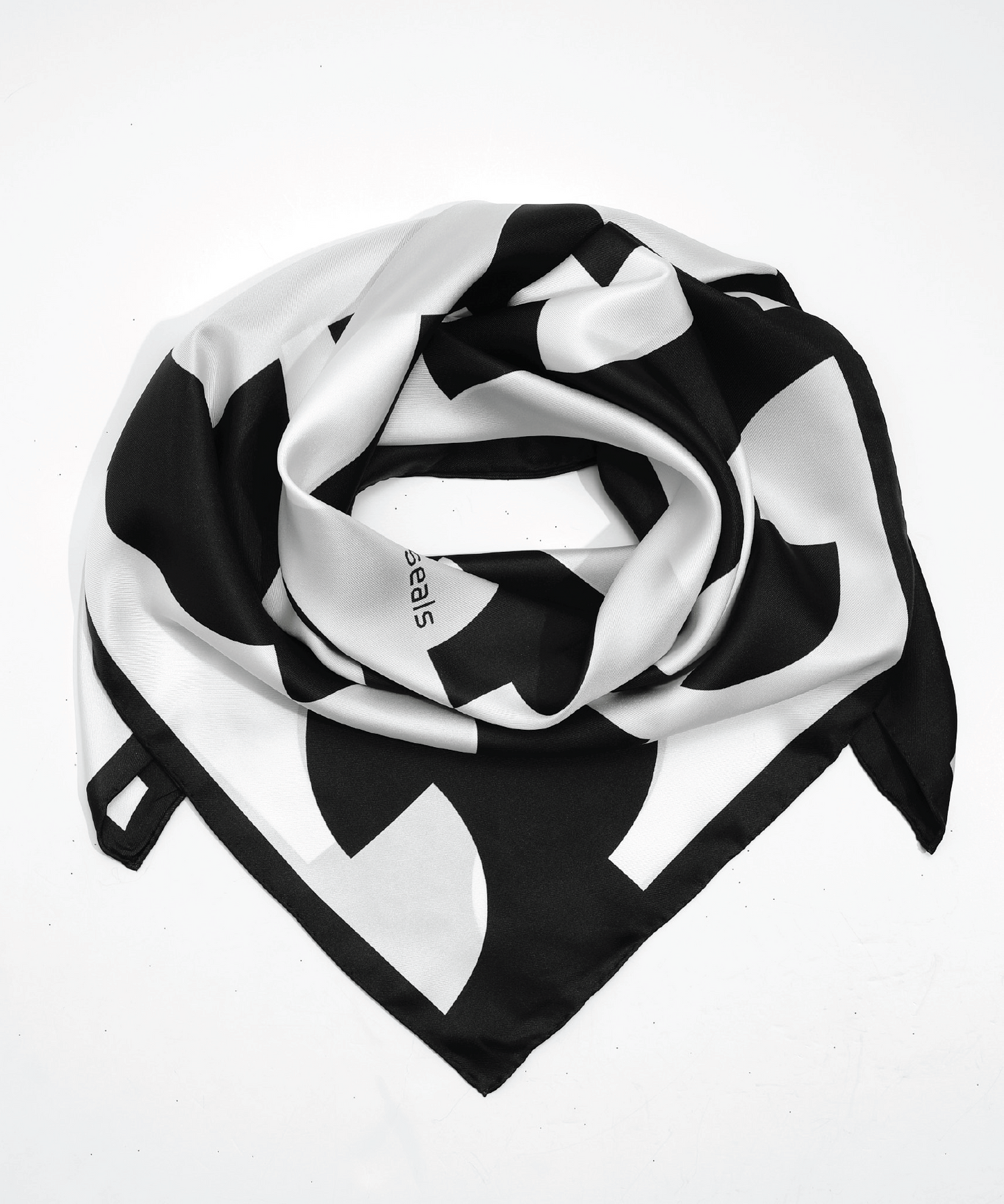 Echo100 scarf designed by Tré Seals