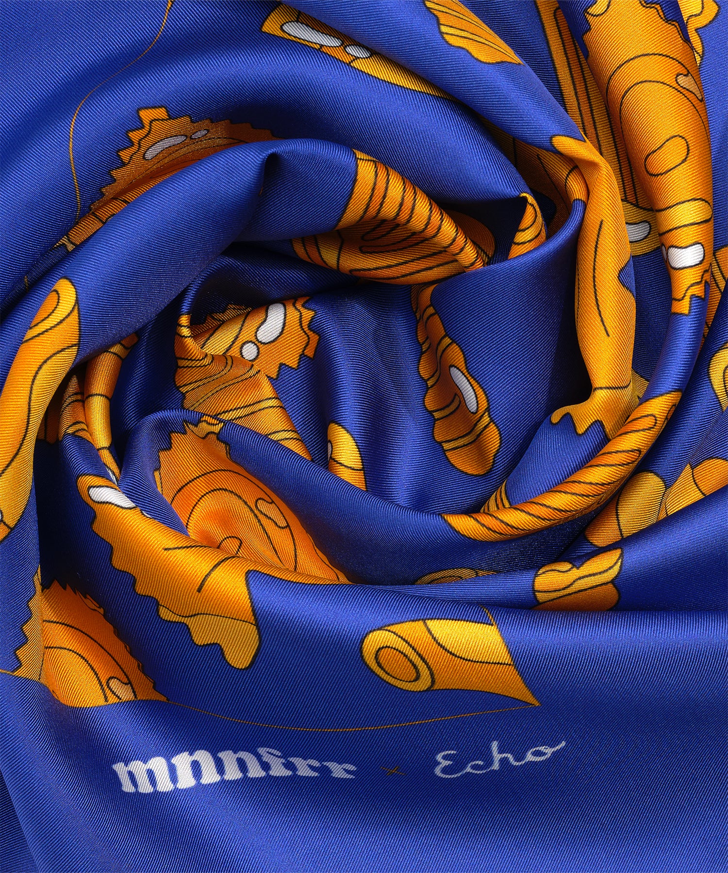 Marianna Fierro scarf