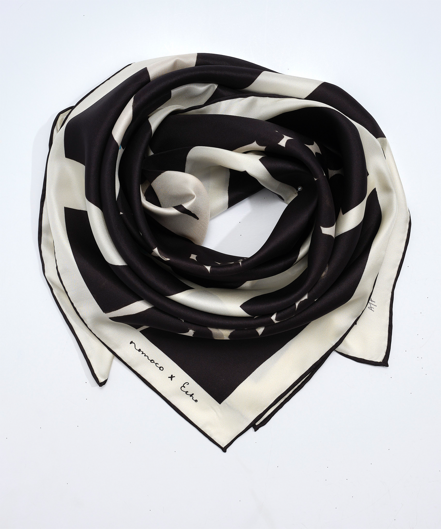 Echo100 scarf by nomoco