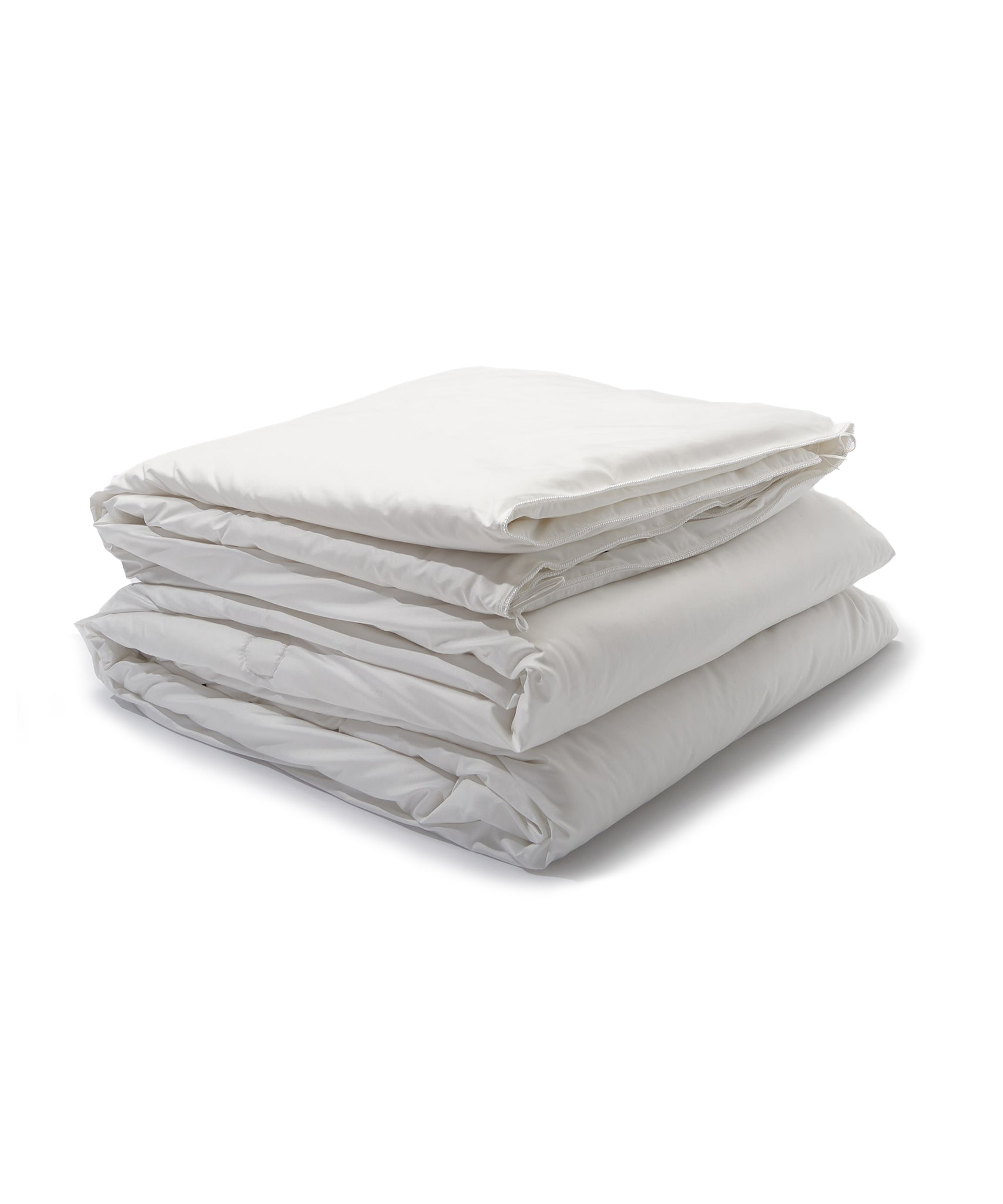 King Snap Duvet Insert in color White