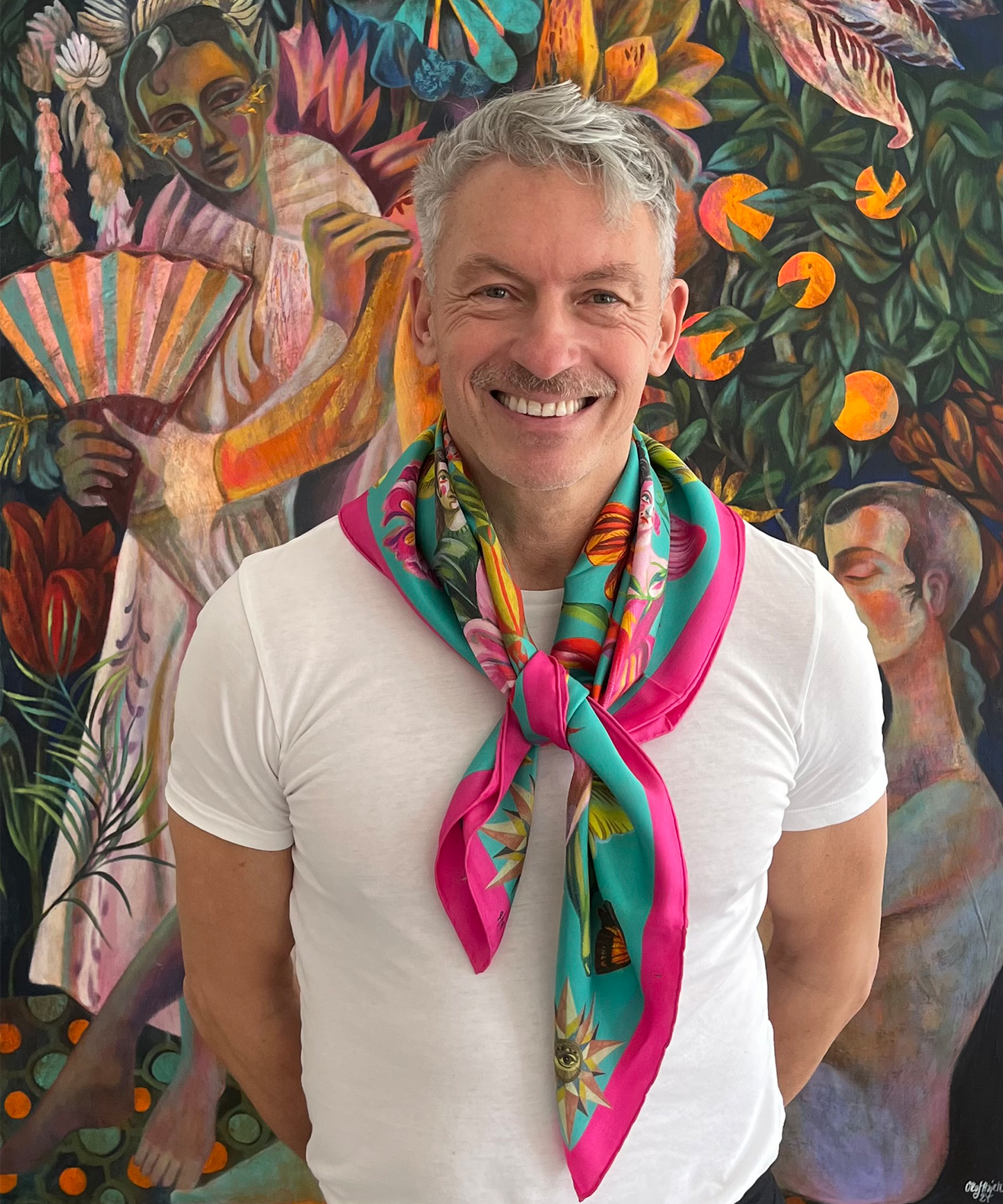 Olaf Hajek wearing his echo100 scarf design