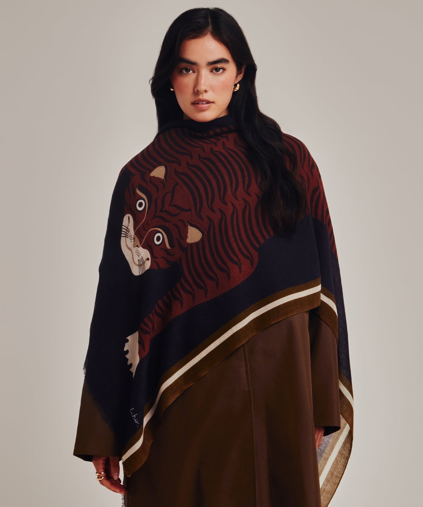 Hear Me Roar Wrap in color navy