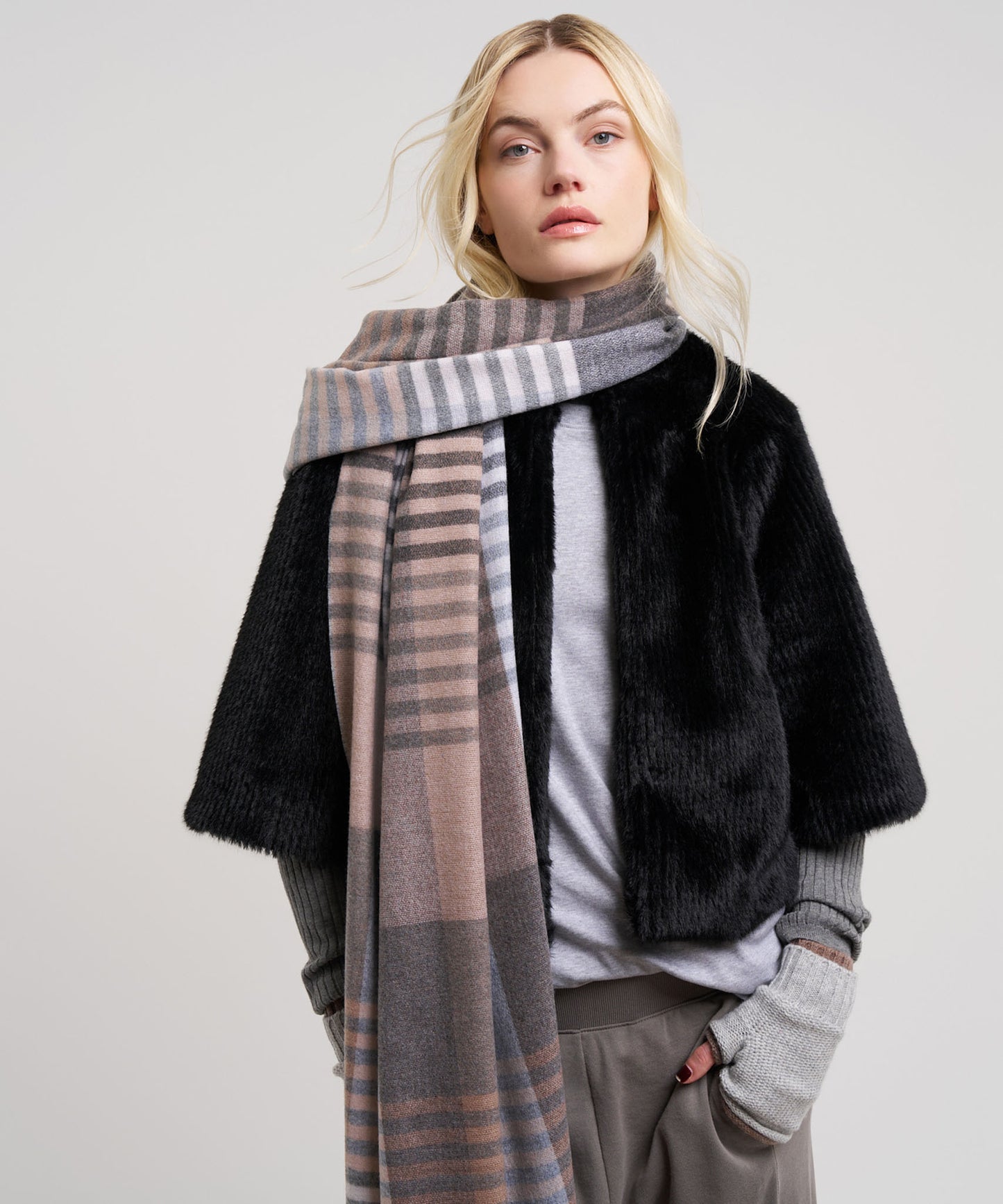 Gramercy Plaid Wrap in color grey heather
