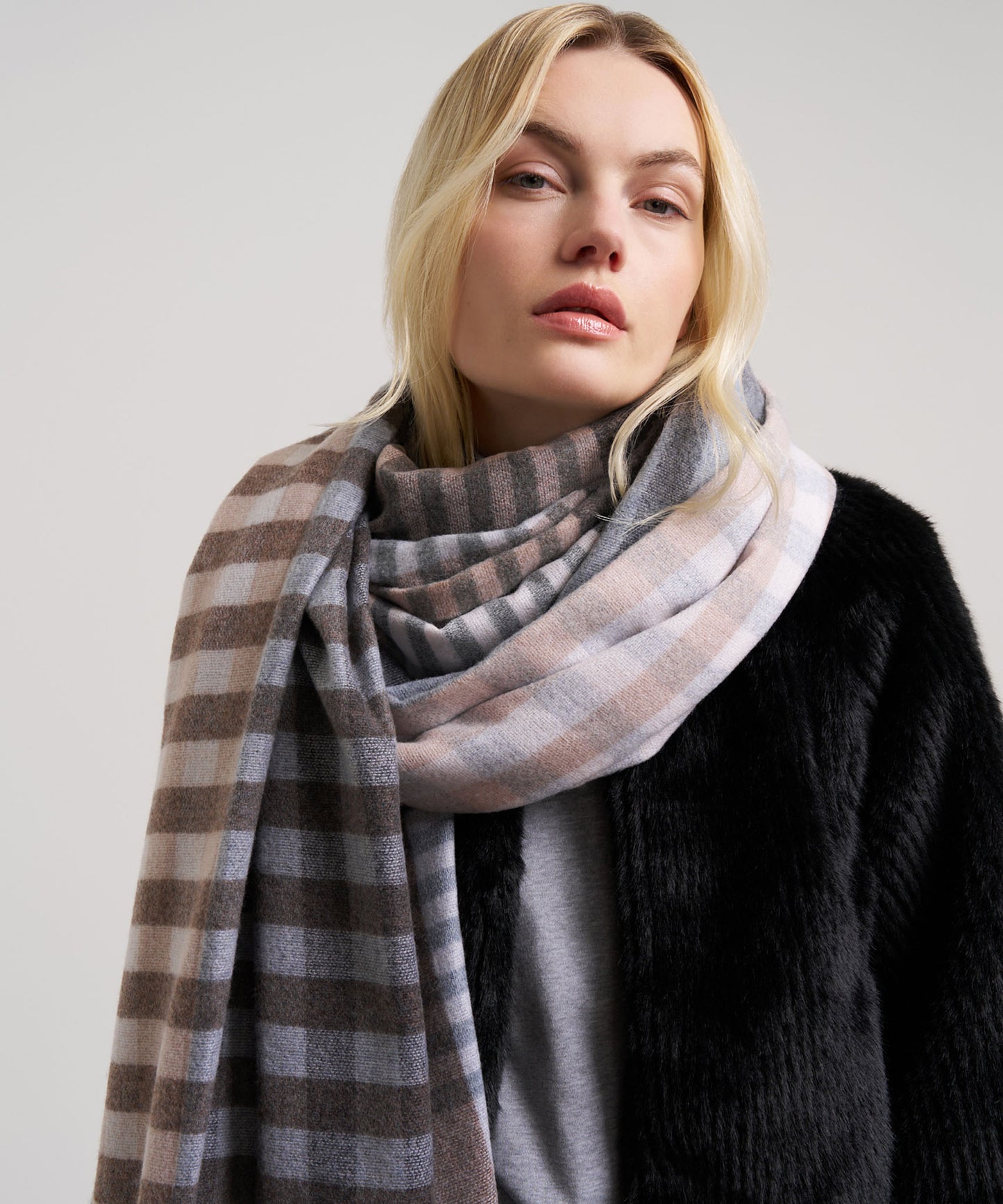 Gramercy Plaid Wrap in color grey heather