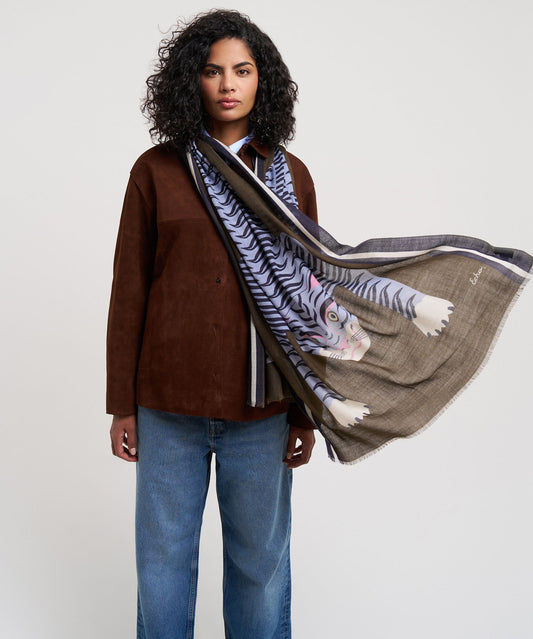 Hear Me Roar Wrap in color olive