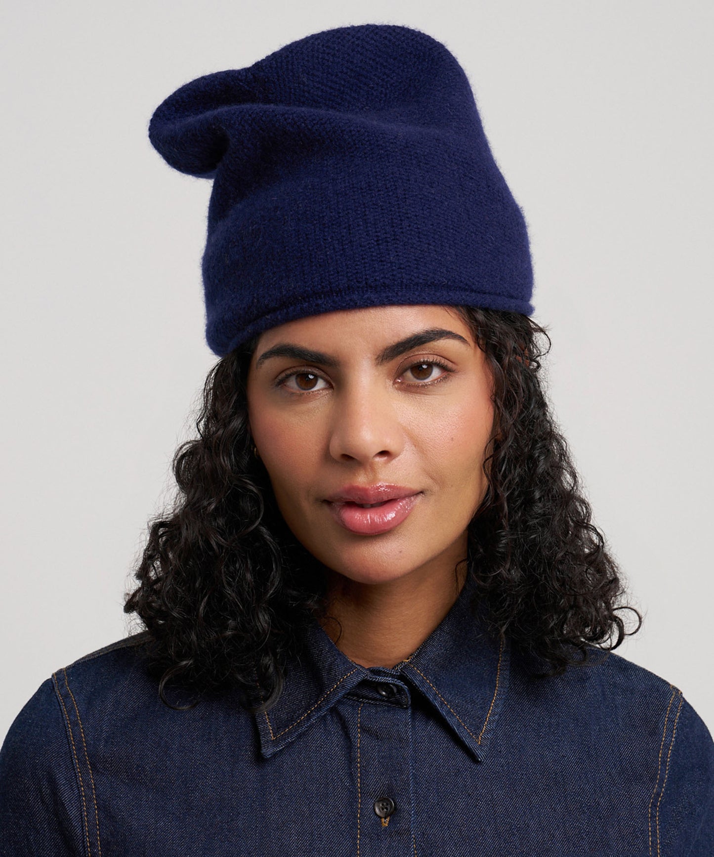 The Crosby Hat in color navy