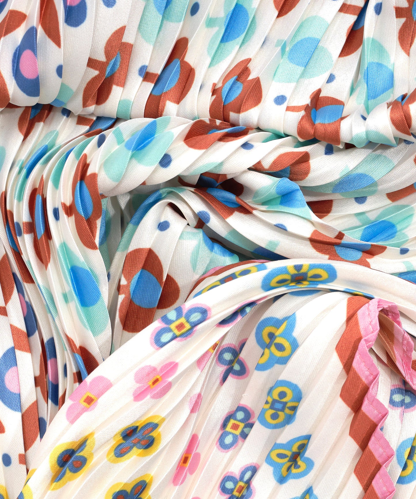 Clover Pleated Diamond in color multi