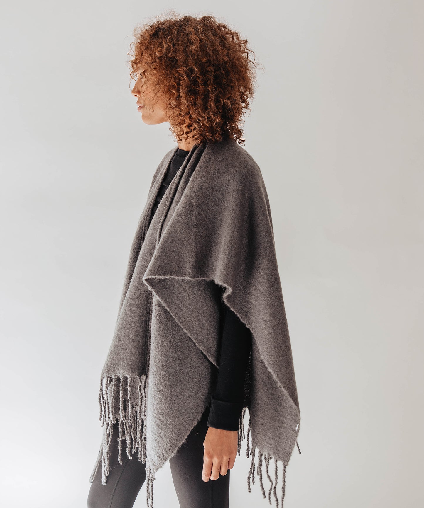 Color:Echo Charcoal