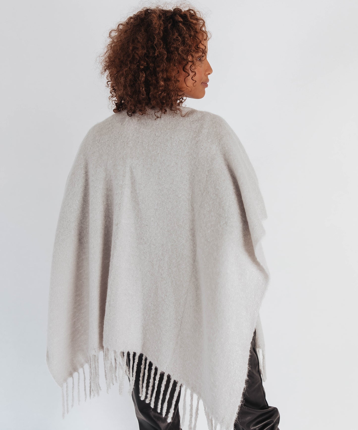 Color:Echo Silver