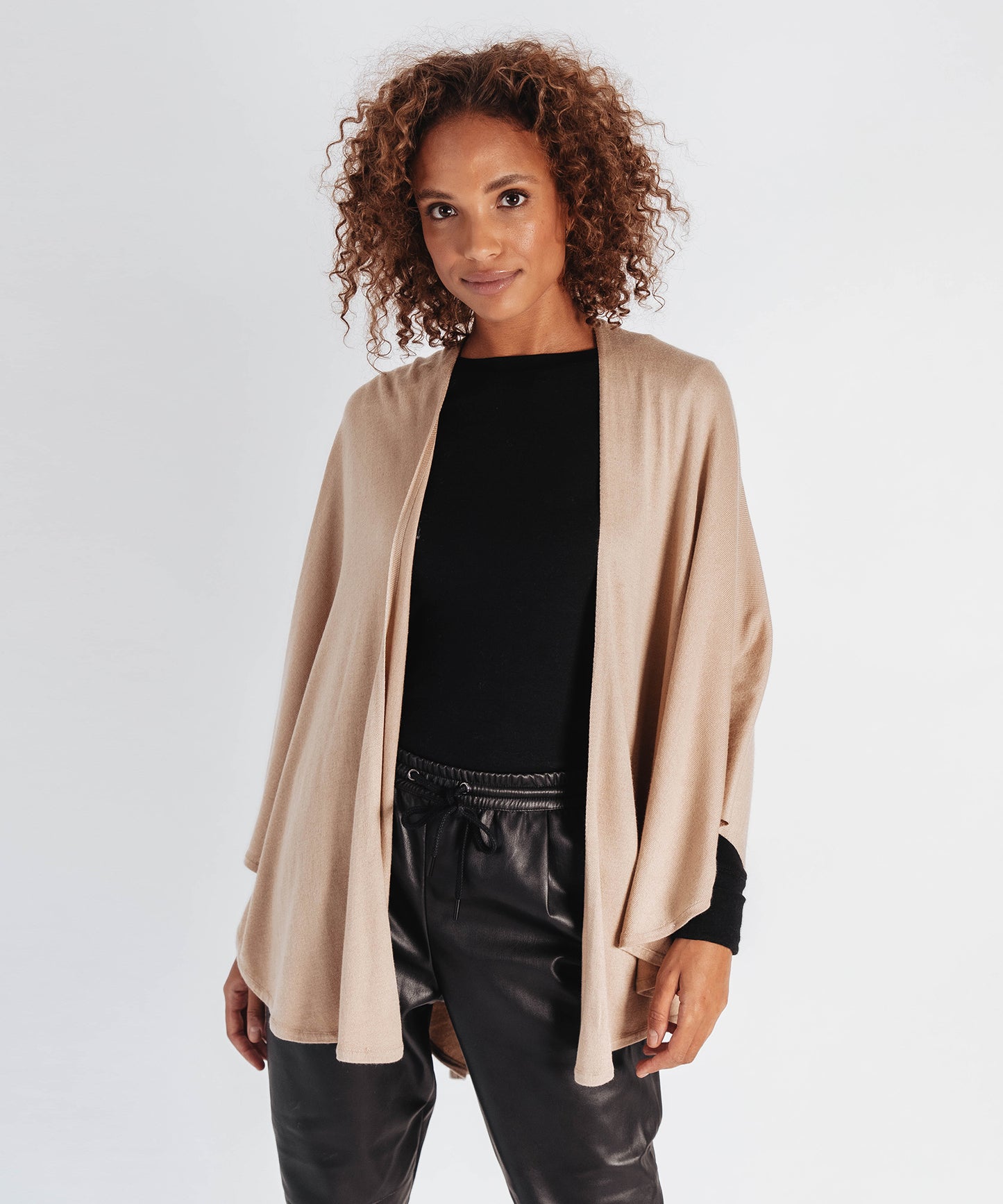 Color:Echo Oatmeal