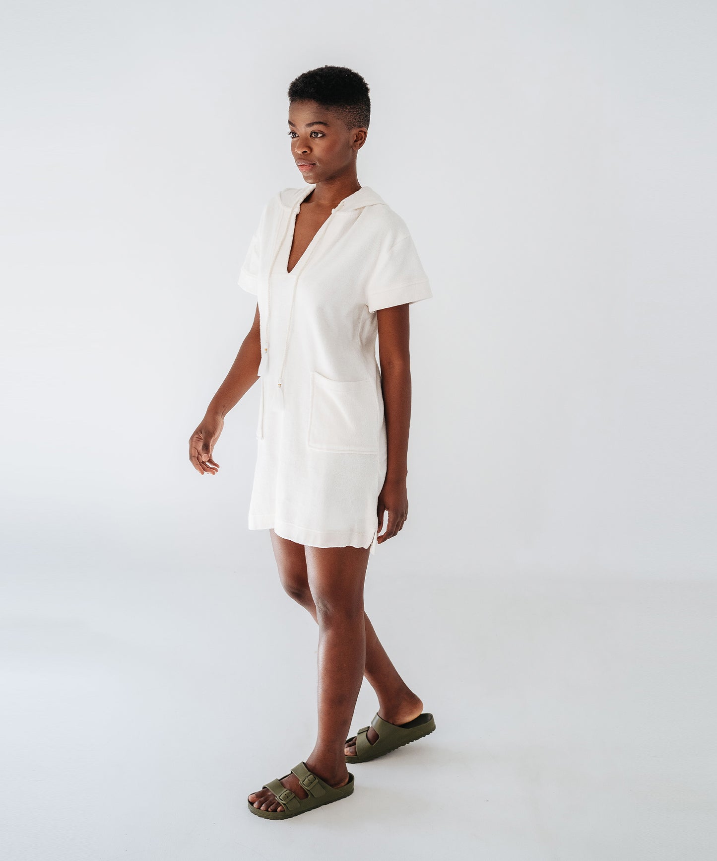 Color:White