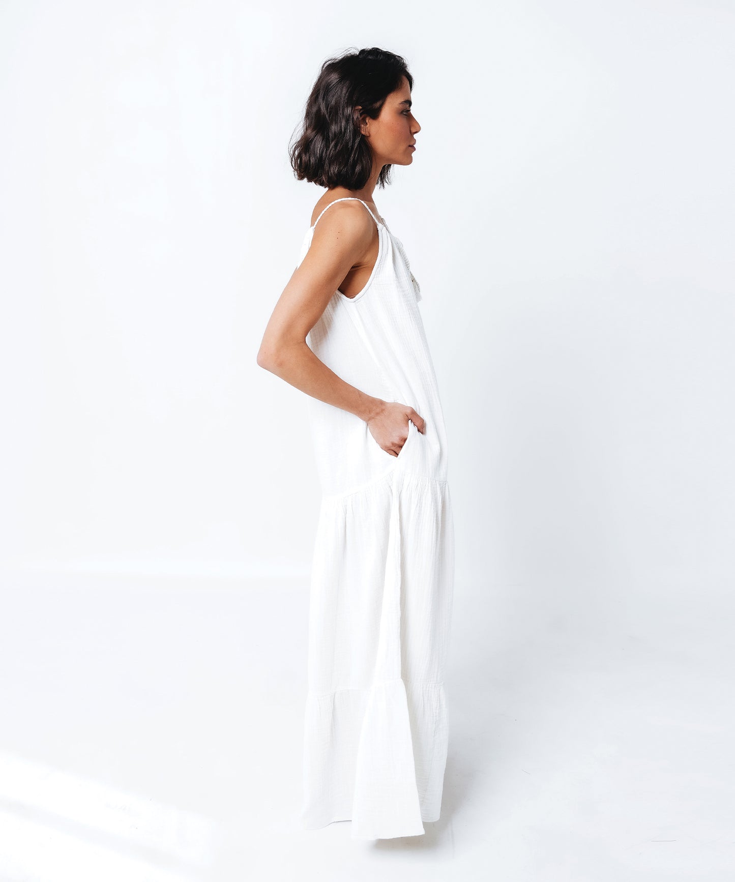 Color:Cream