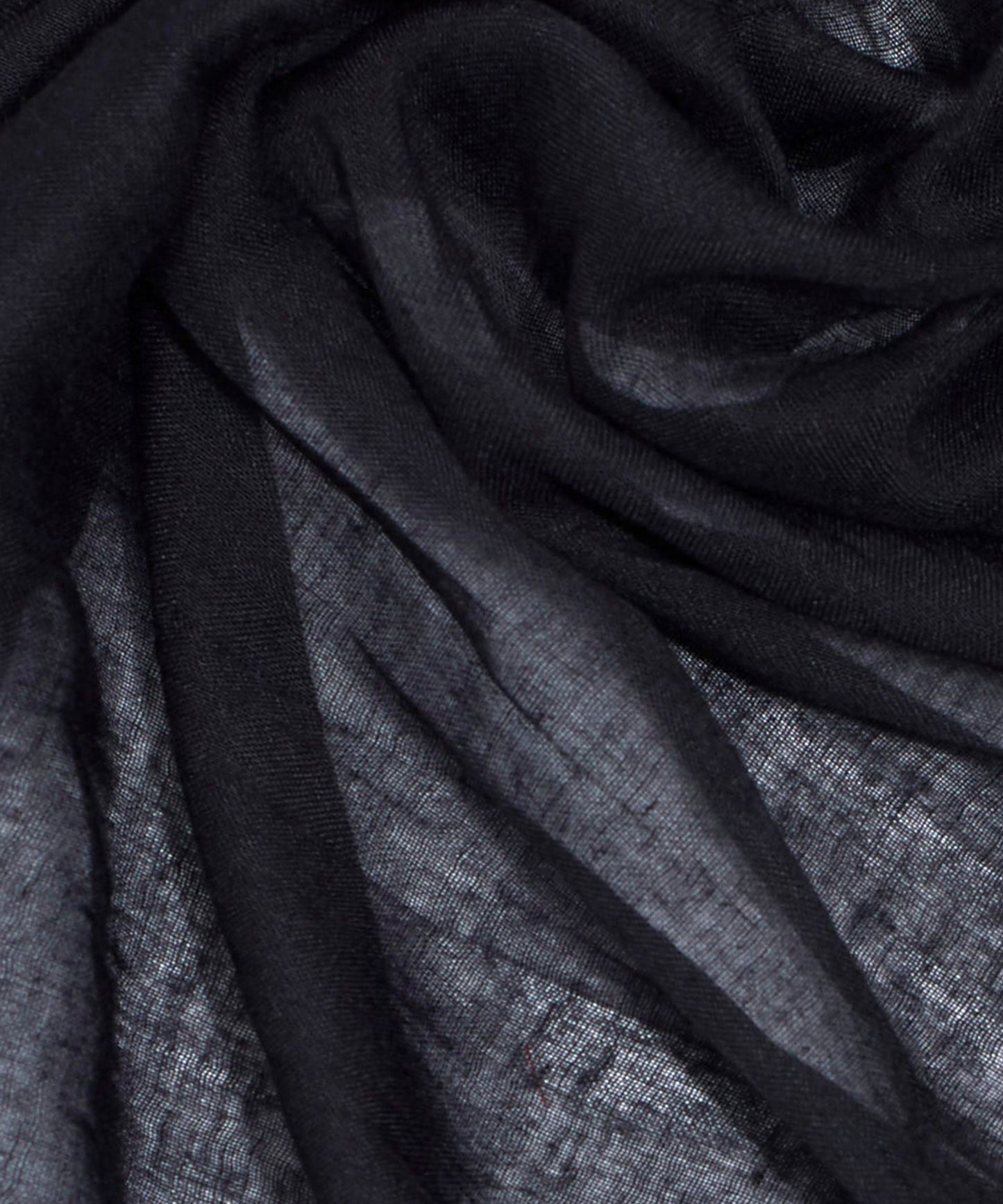 Echo Essentials Sustainable Crinkle Wrap in color Black