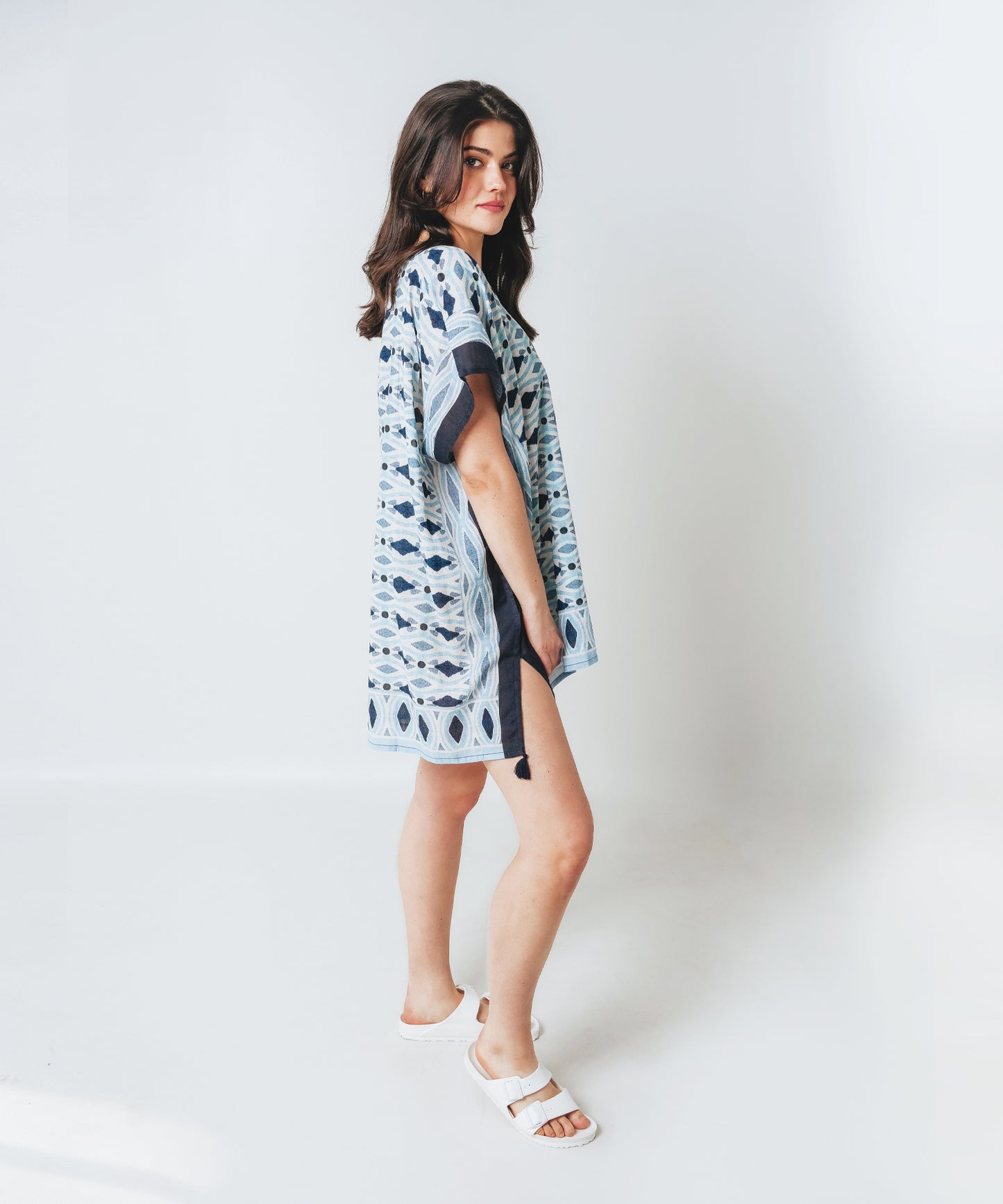Color:Navy