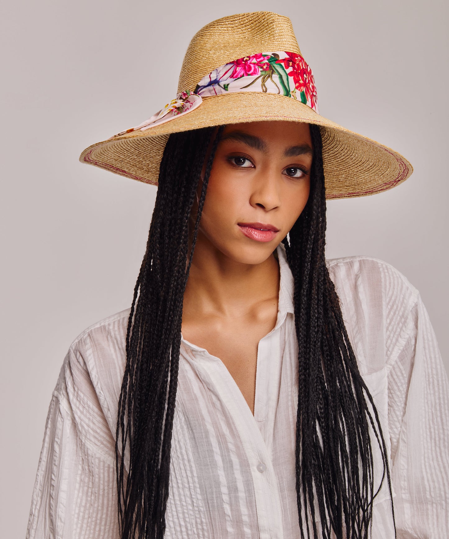 The Weekender Hat in color cream