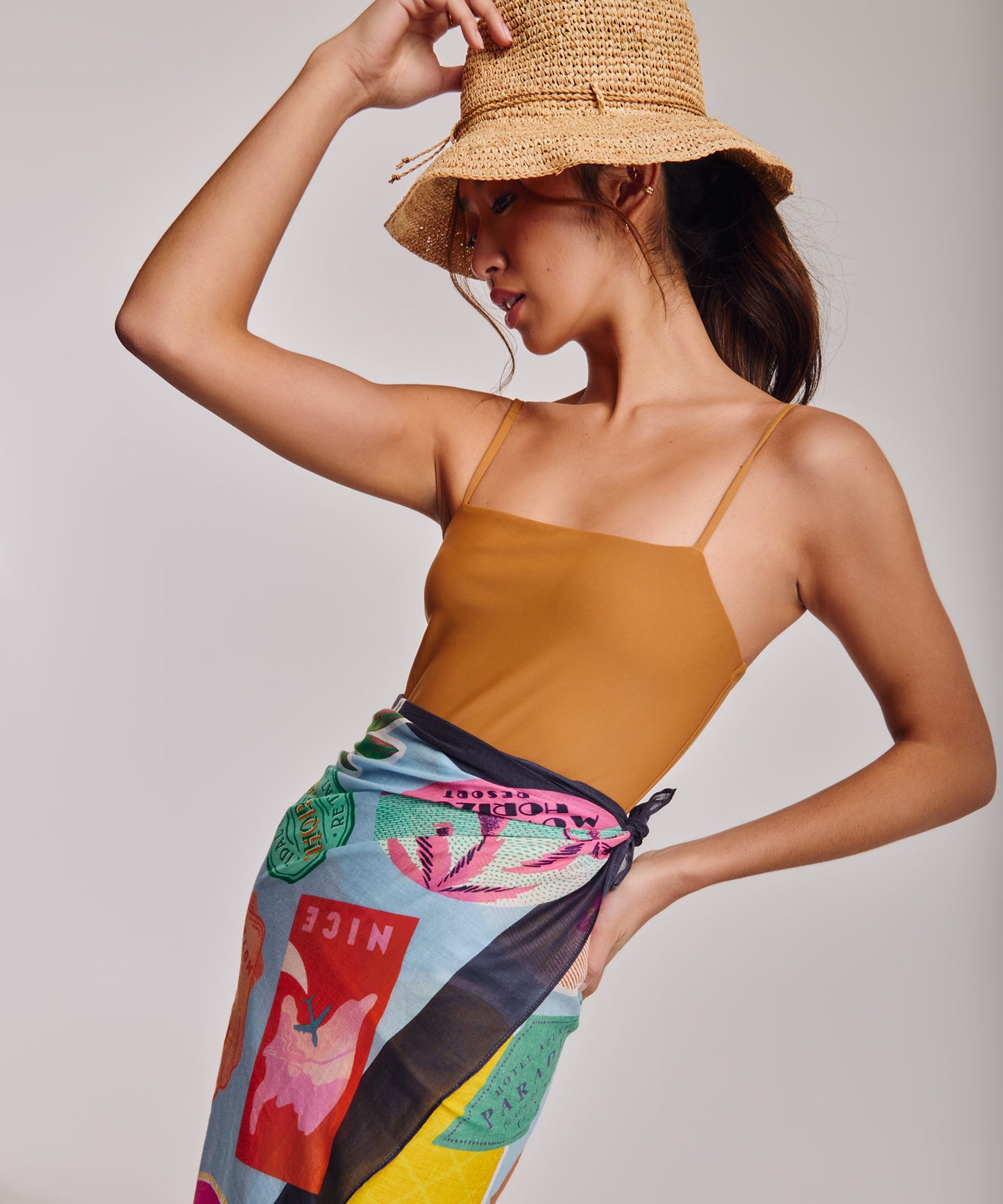 Travel Stickers Sarong in color multi