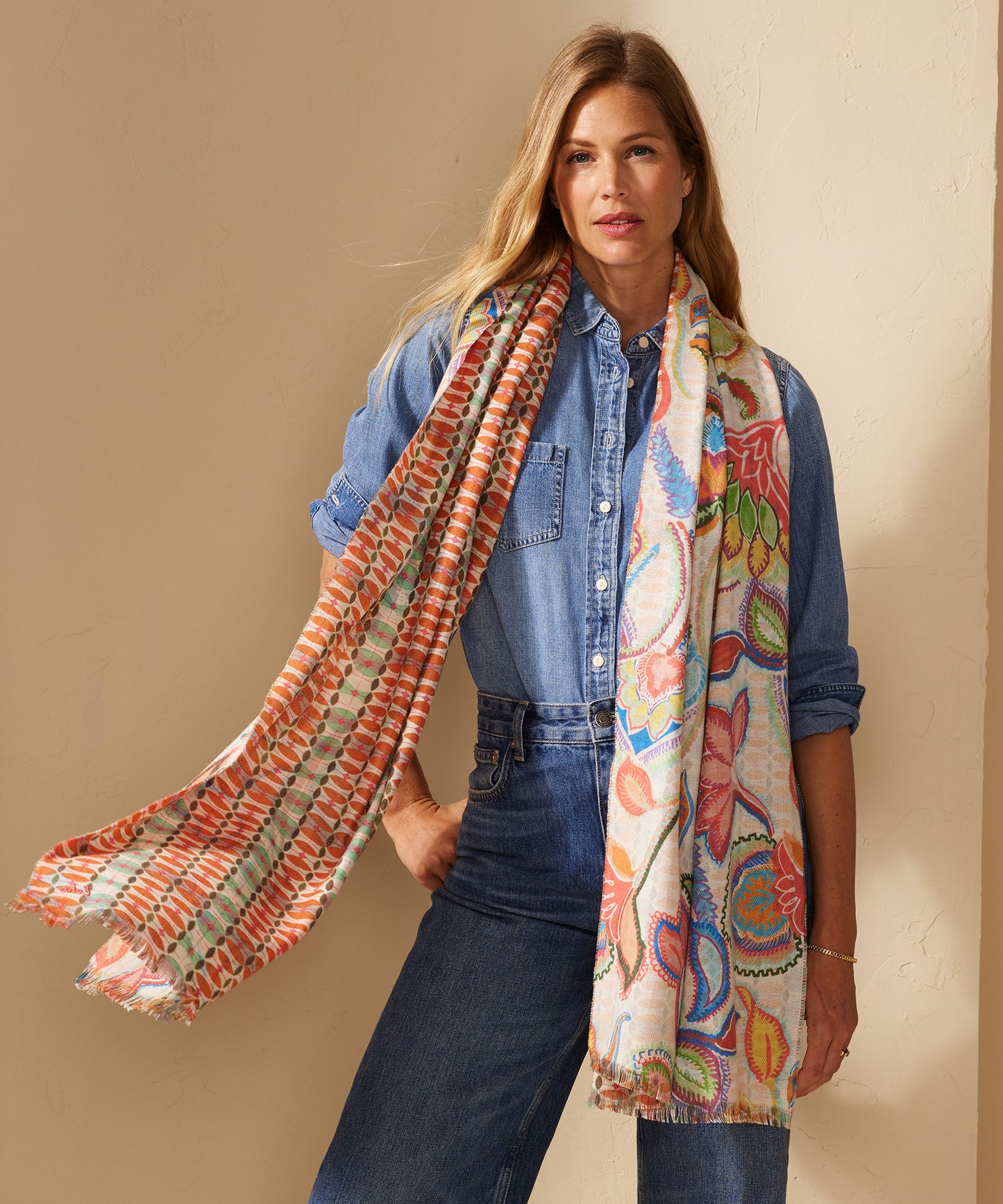 Hypnotic Garden Double Face Scarf in color Cream