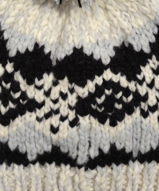 Graphic Fairisle Beanie in color Black/Cream