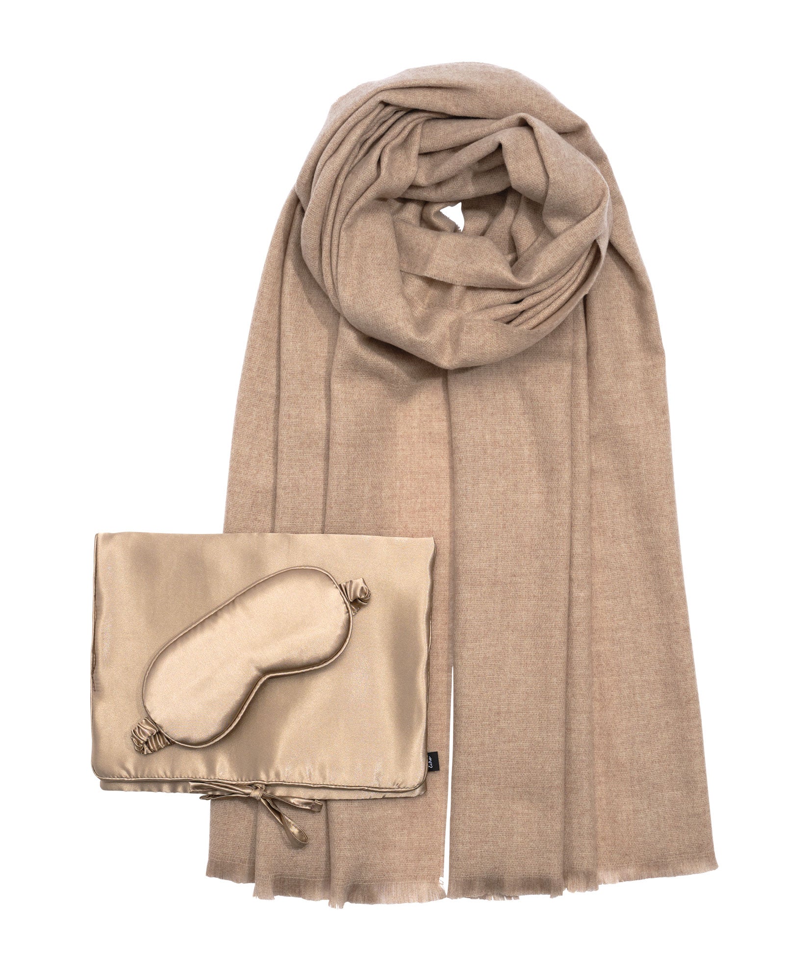 Travel Wrap Set in color Farro Heather