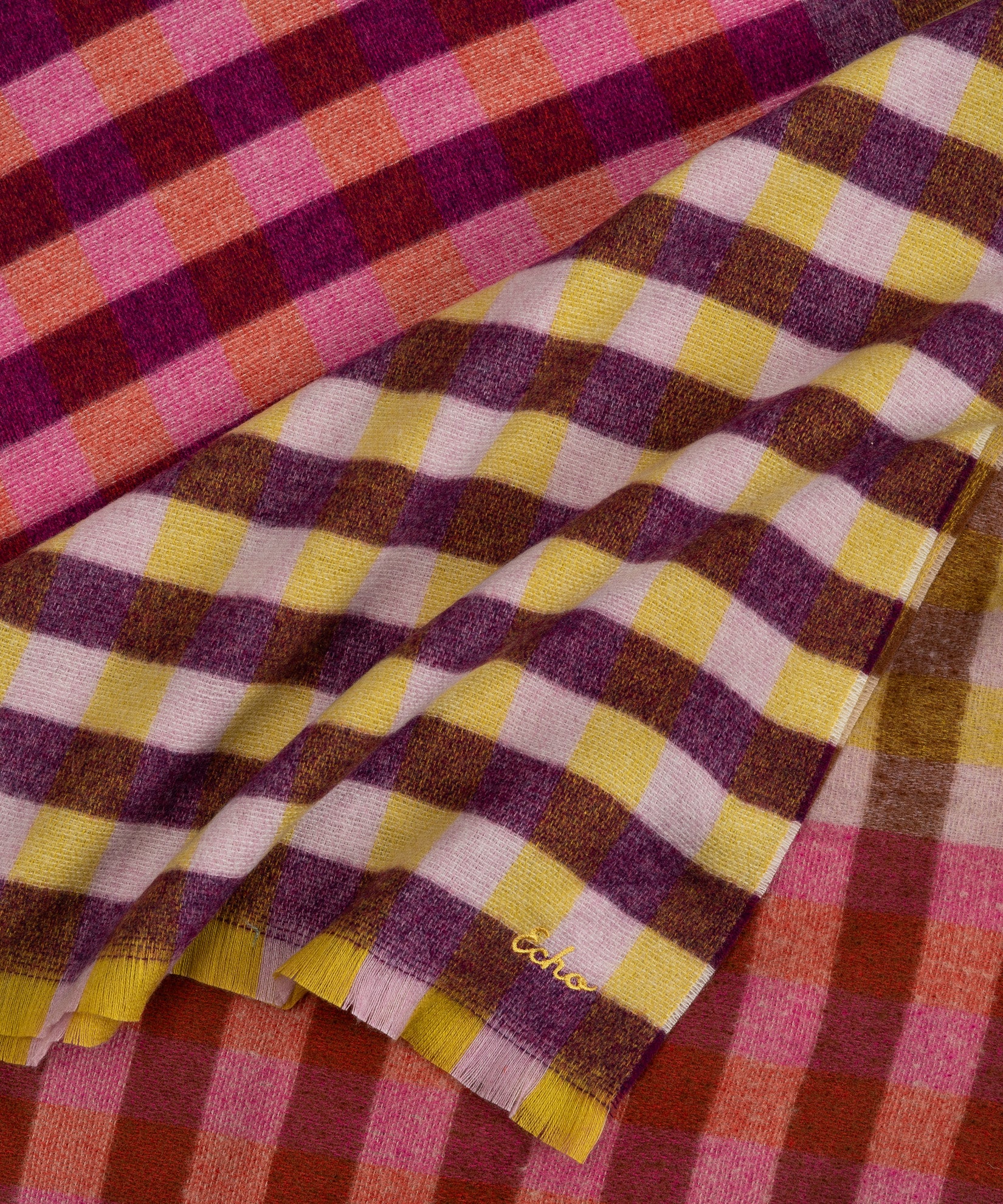 Quarter Check Wrap in color rose violet