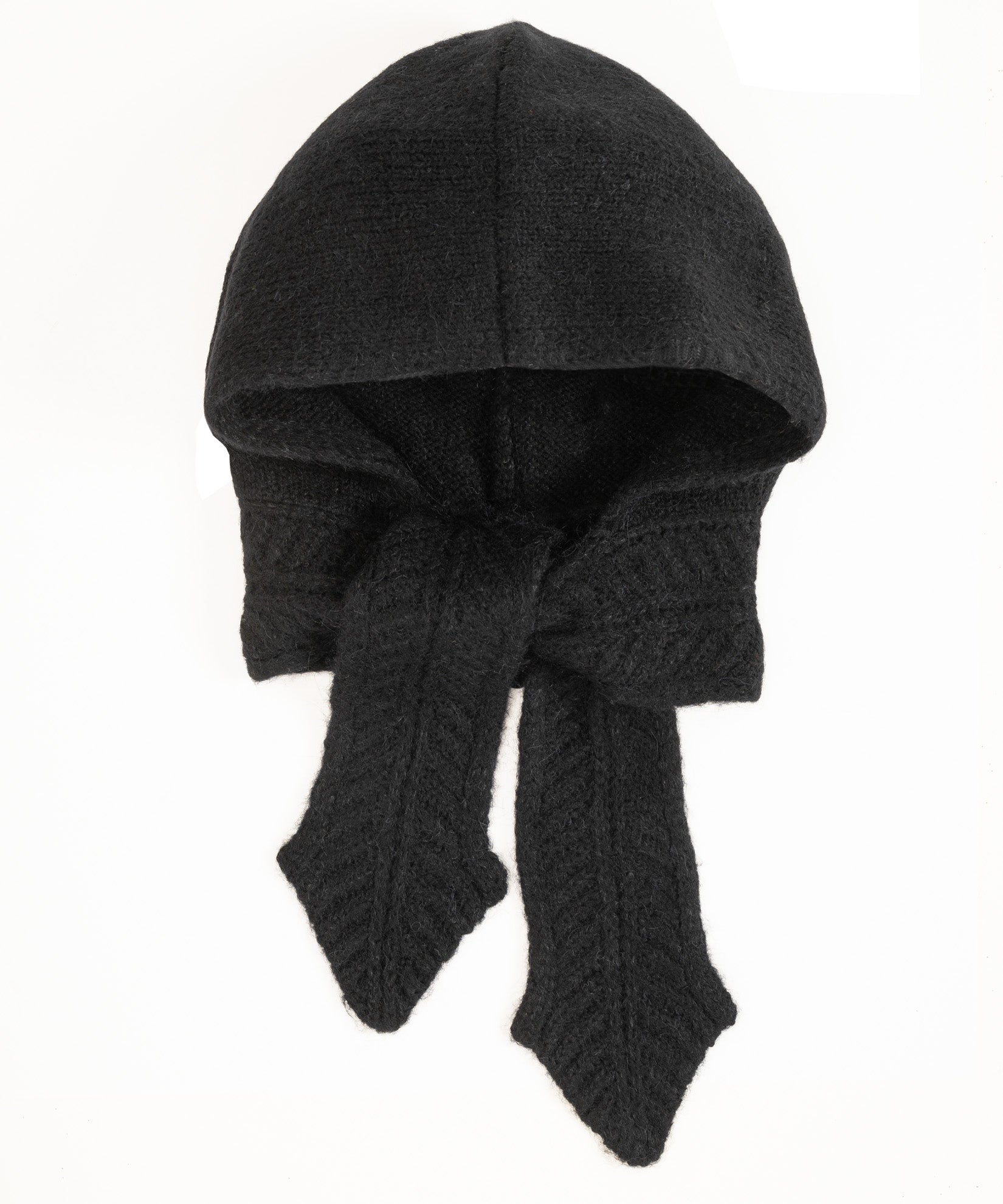 Fuzzy Scarf Hood in color black