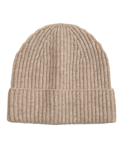 Basic Cardigan Stitch Beanie in color pebble