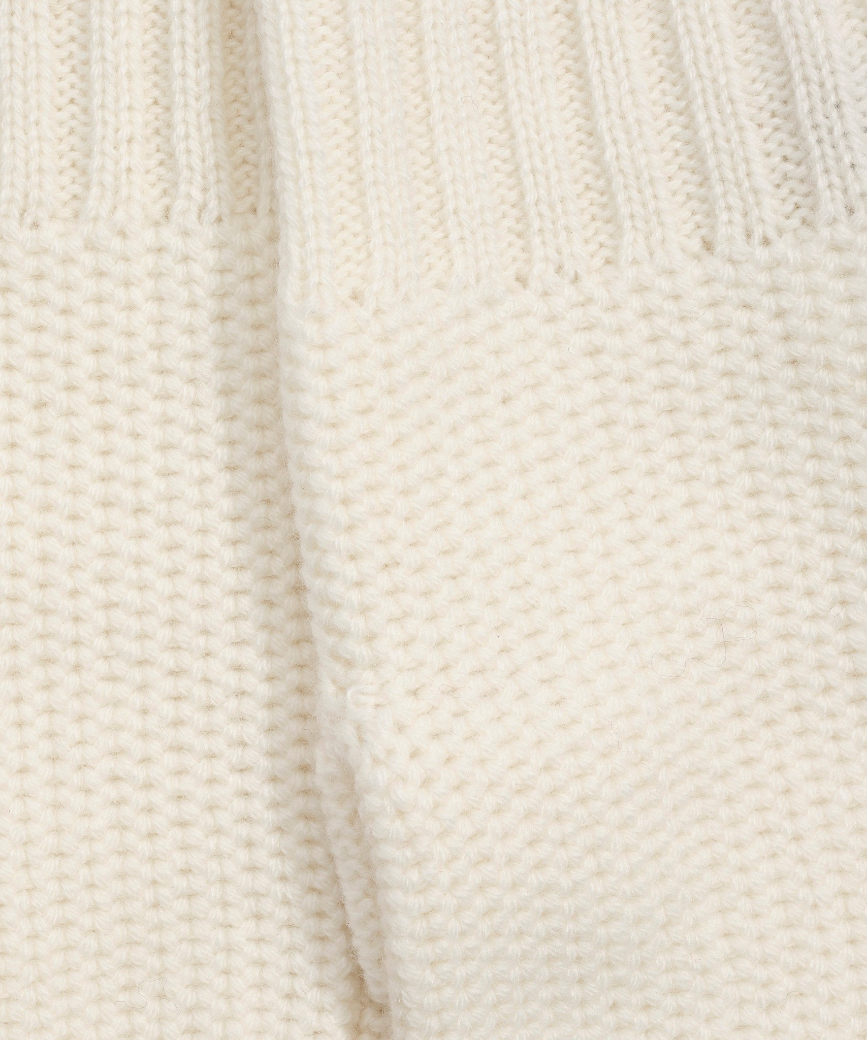 The Crosby Handwarmer in color vanilla