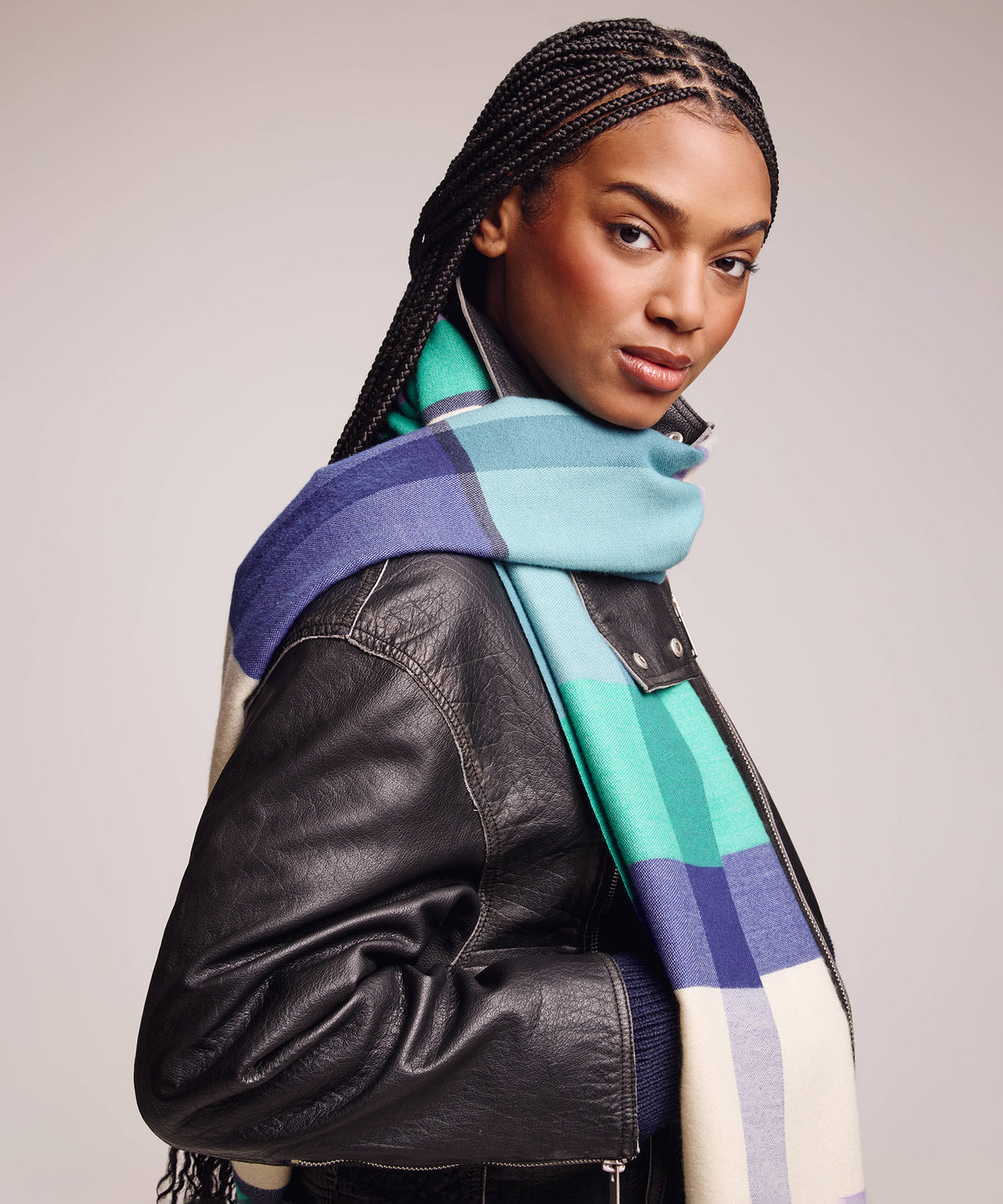 Oblong cubist plaid scarf in Ultramarine
