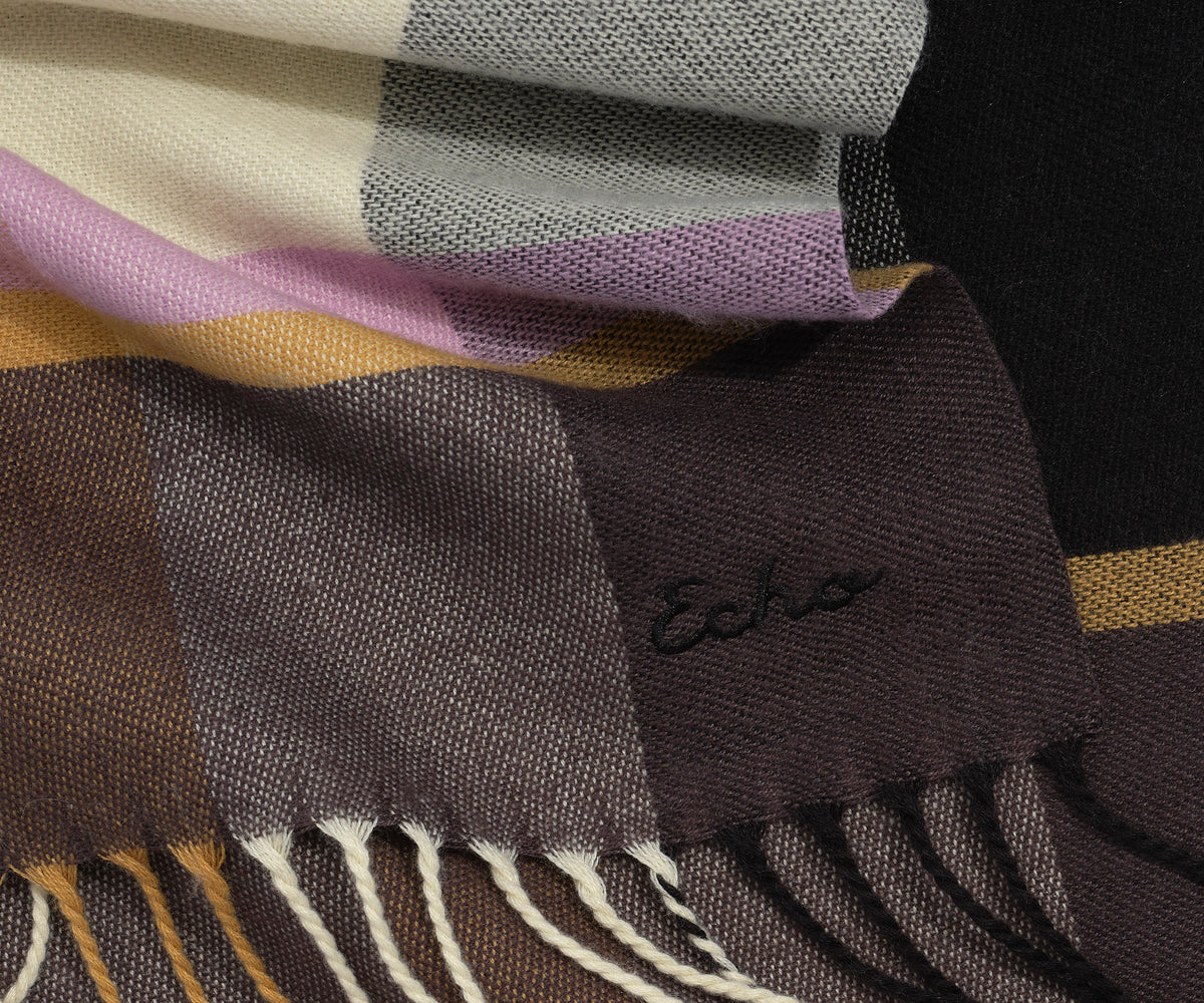 Oblong cubist plaid scarf in Black and Beige