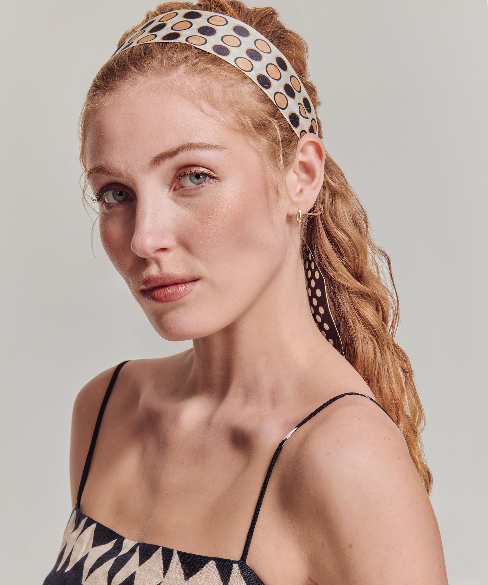 Spot And Dot Silk Ribbon Scarf in color black