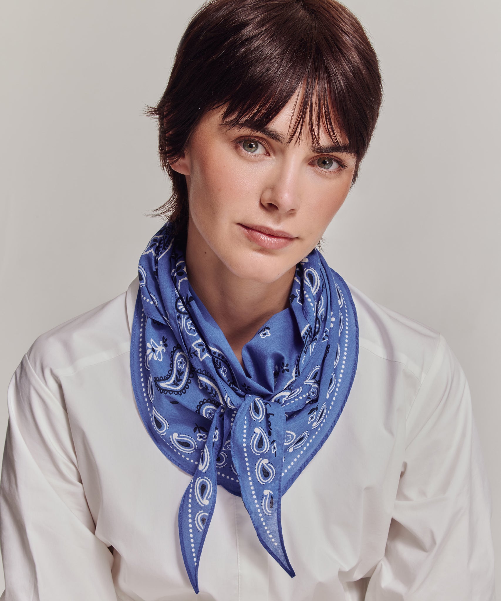 Bandana Triangle Scarf in color ultramarine