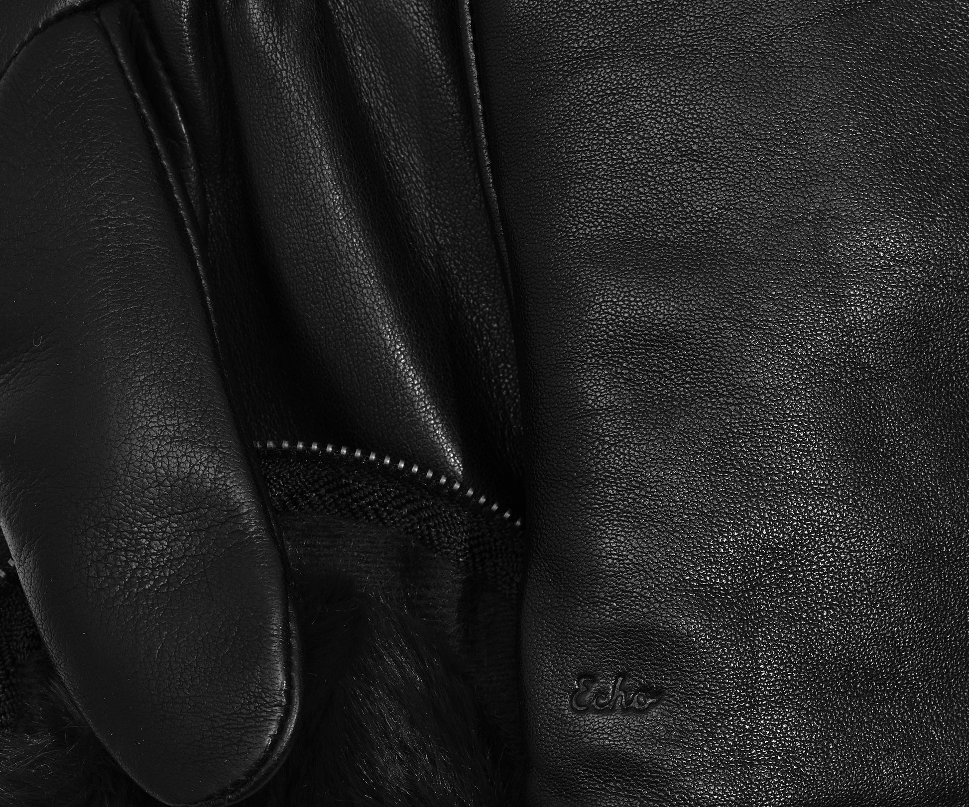 Zip-top Glove With Faux Fur Lining in color Black