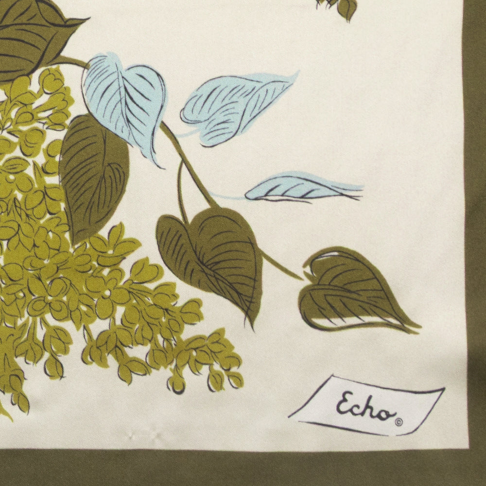 Vase Silk Square in Olive