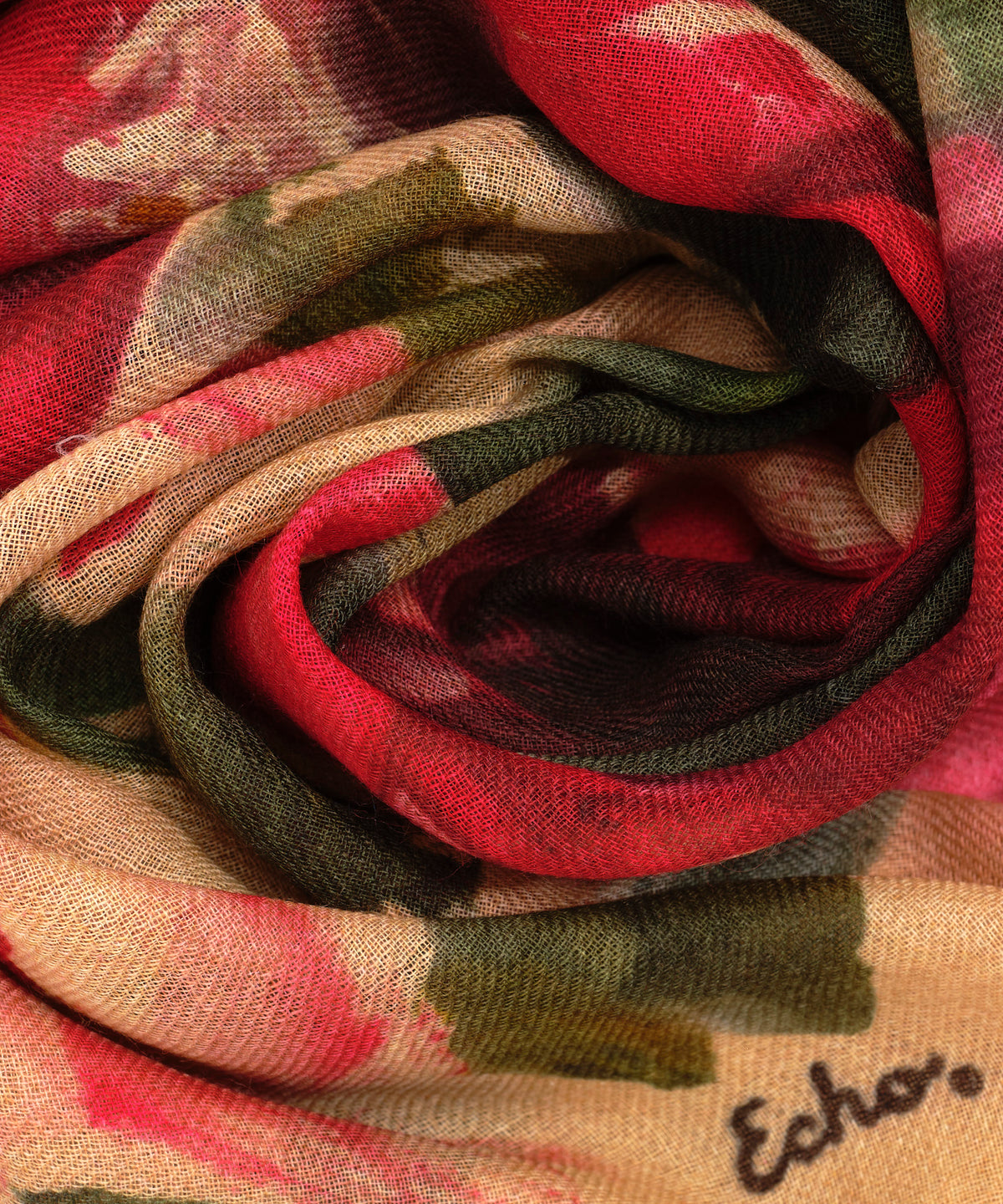 Beige Painterly Floral Wrap with red flowers 